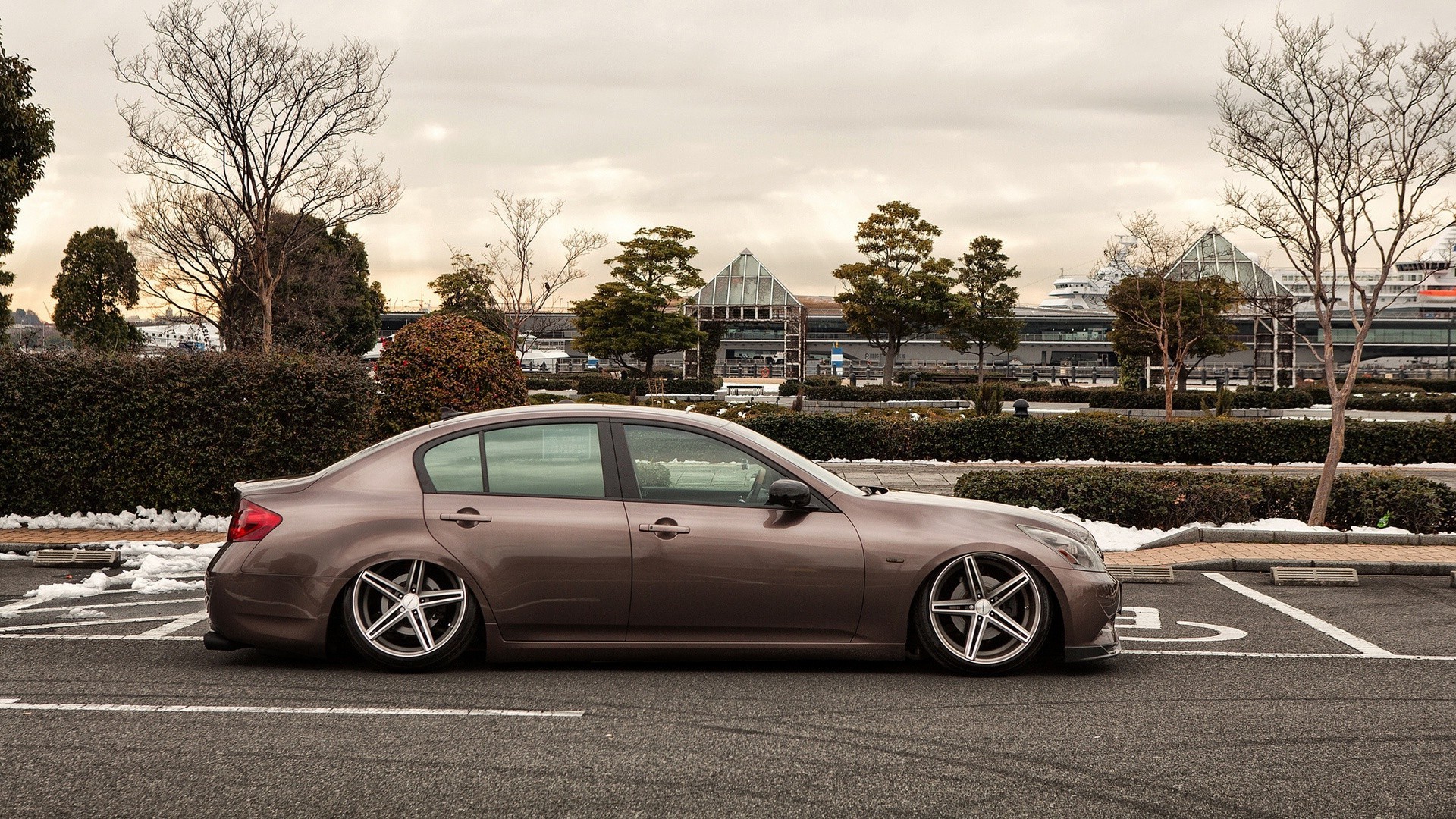 Sports Cars Car Vehicle Pavement Blacktop Asphalt Wheel - Bmw 545 - HD Wallpaper 