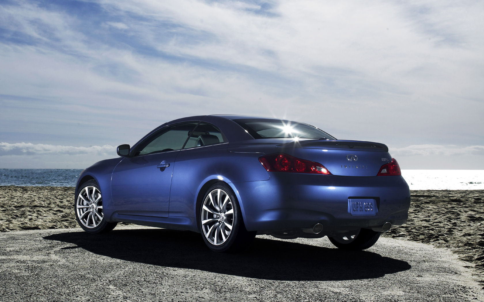 Infiniti G Desktop Wallpaper - Infiniti G37 Convertible - HD Wallpaper 