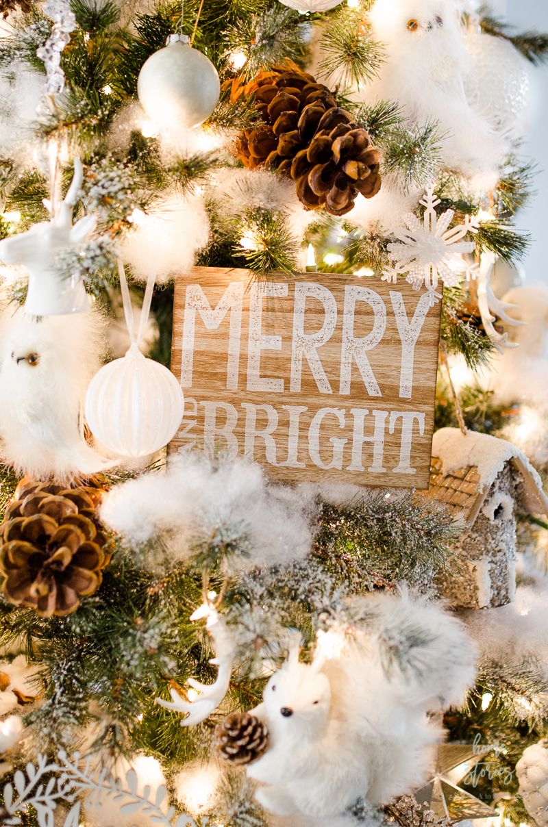 Rustic Glam Christmas Tree - HD Wallpaper 