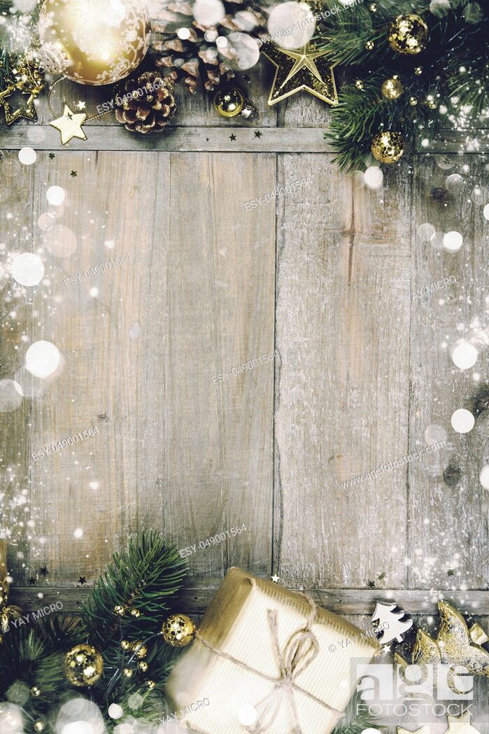 Rustic Wood Background For Christmas With Copy Space - Rustic Christmas Wreath - HD Wallpaper 