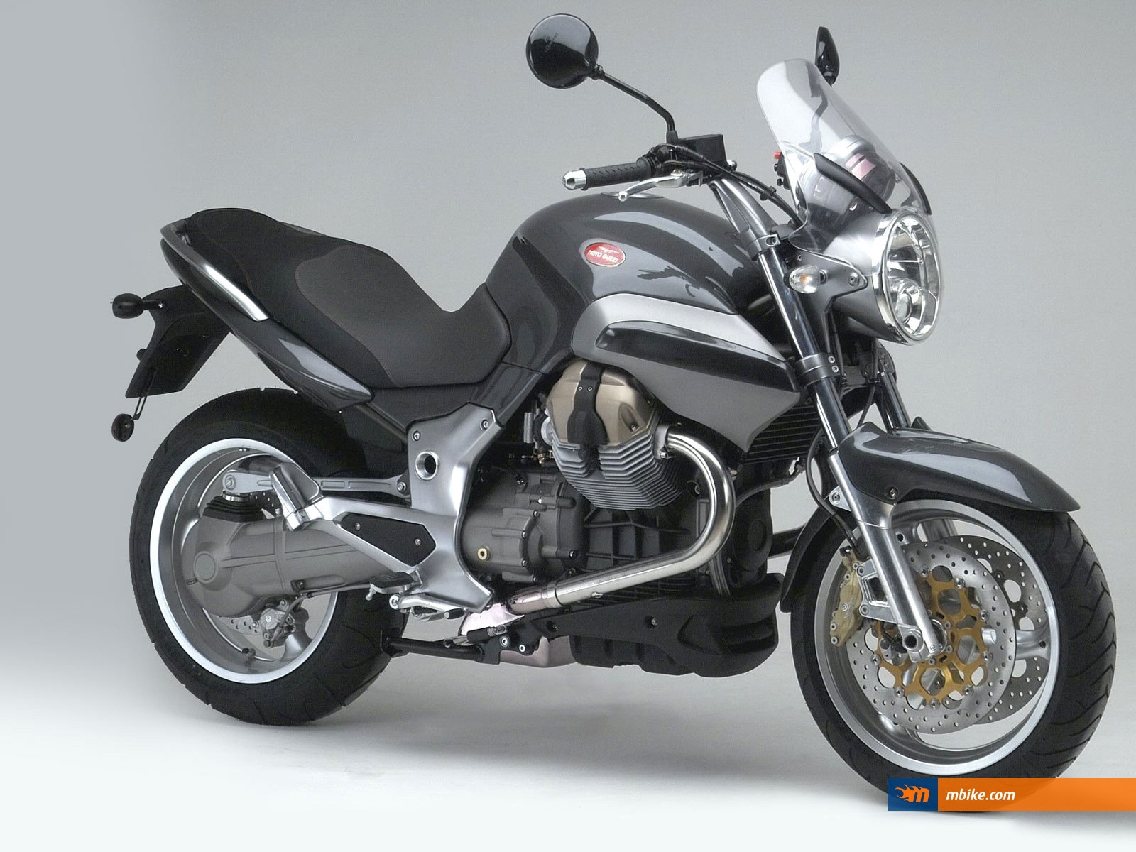 2004 Moto Guzzi Breva V 750 Ie - Moto Guzzi Breva 750 2004 - HD Wallpaper 