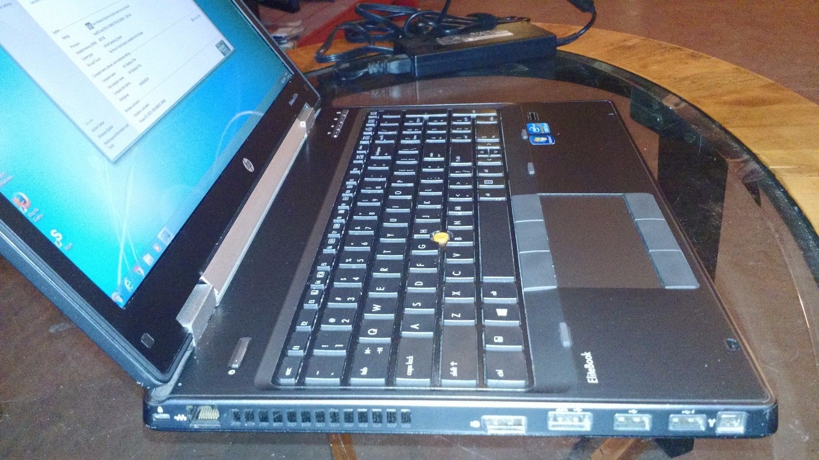 Elite Book Hp 8570w - HD Wallpaper 