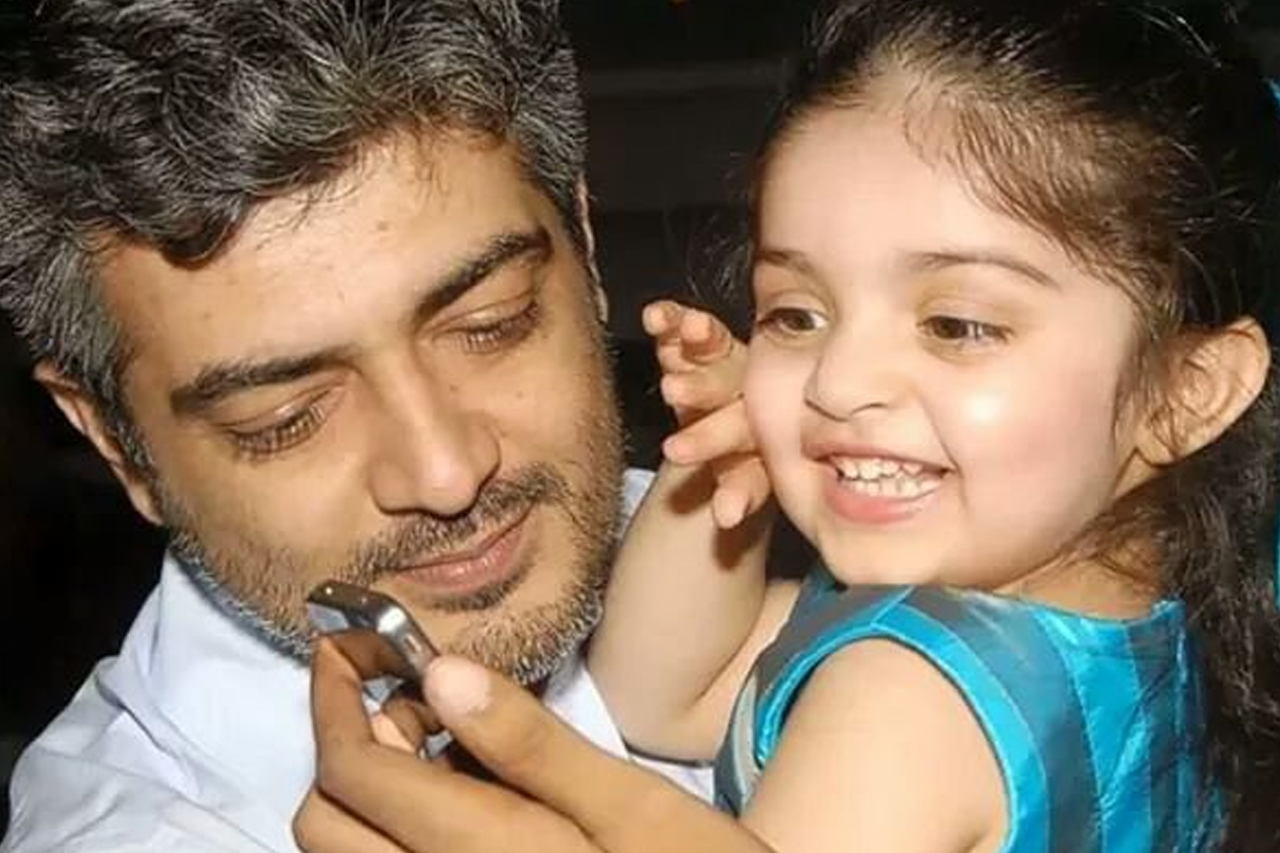 Ajith Family Photos Hd - HD Wallpaper 