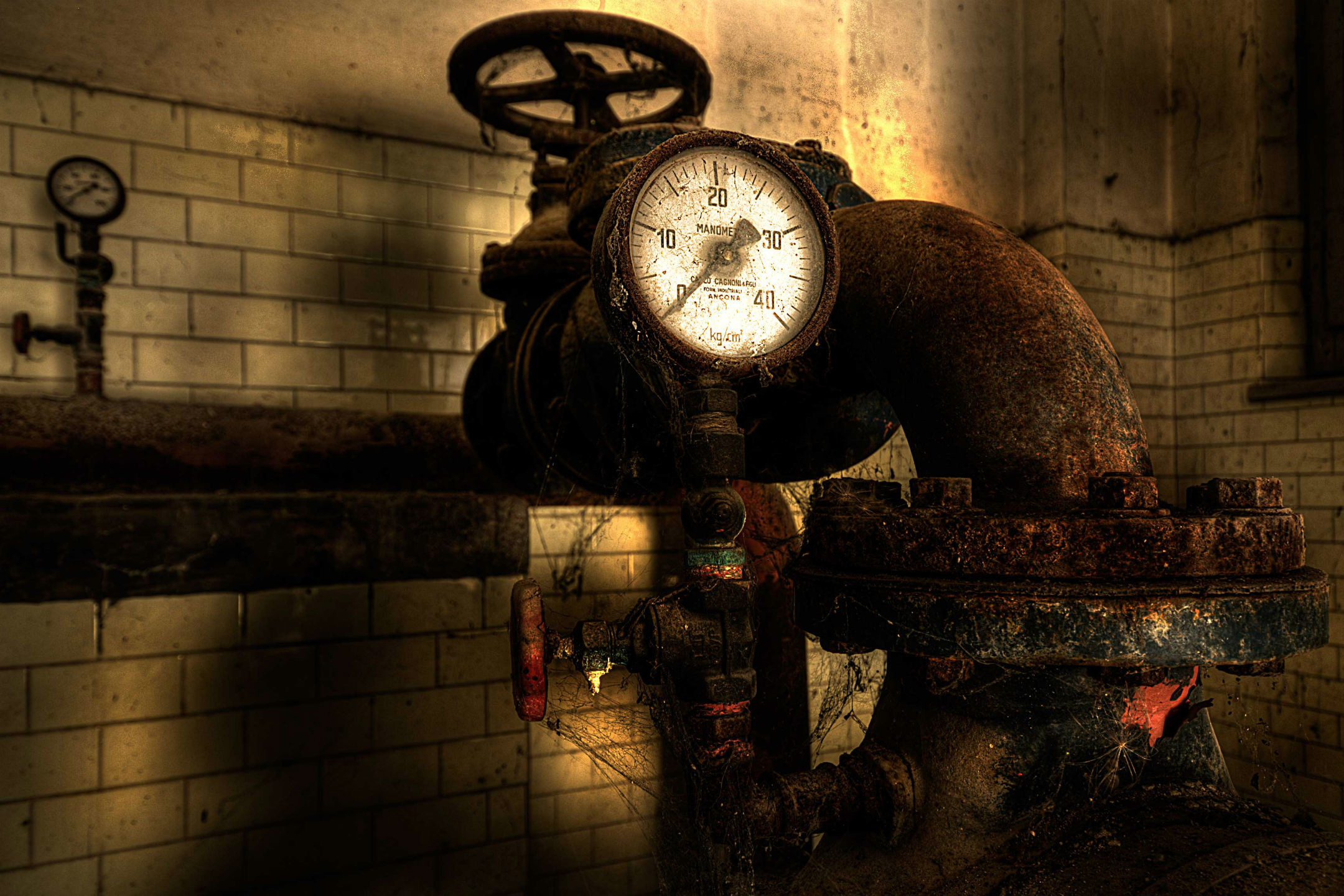 Other Hd Wallpaper - Rusty Pipes - HD Wallpaper 