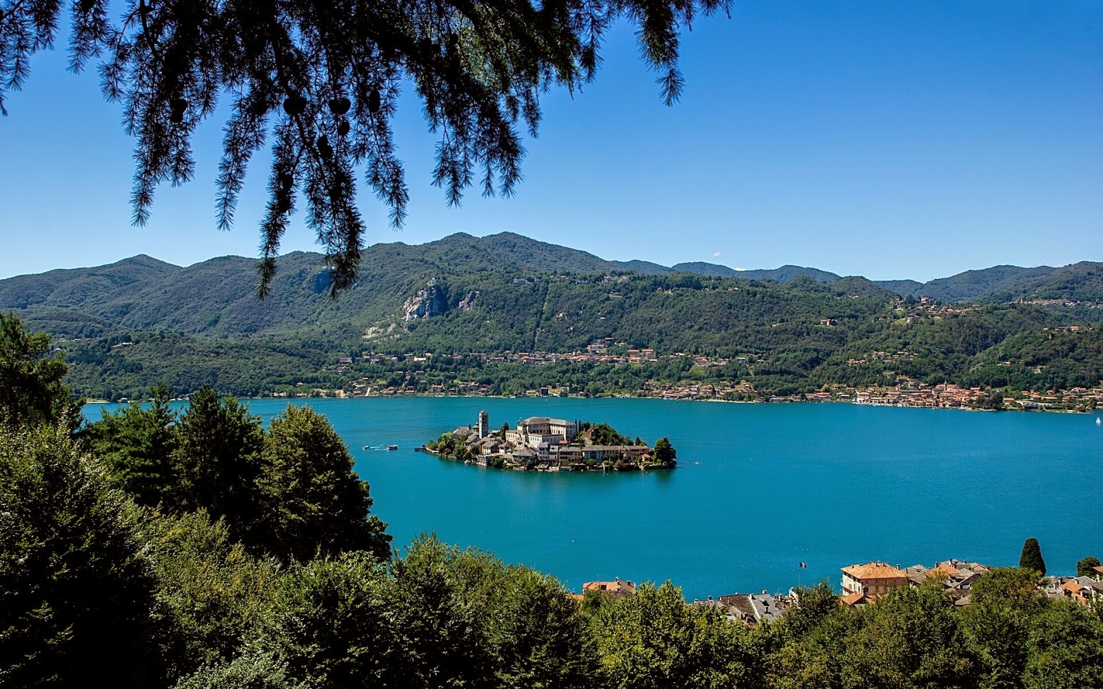 San Giulio Island - HD Wallpaper 