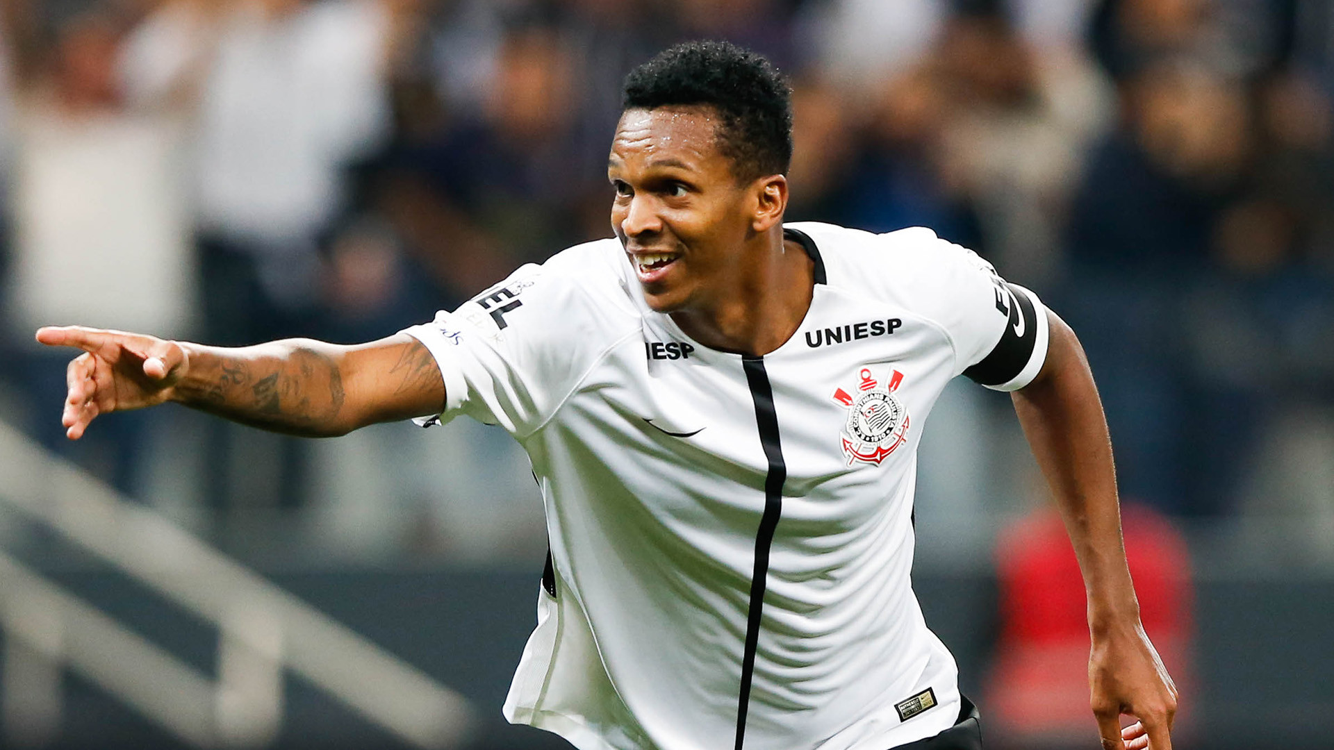Jo Corinthians Atletico Pr Brasileirao Serie A - Jô Jogador Do Corinthians - HD Wallpaper 