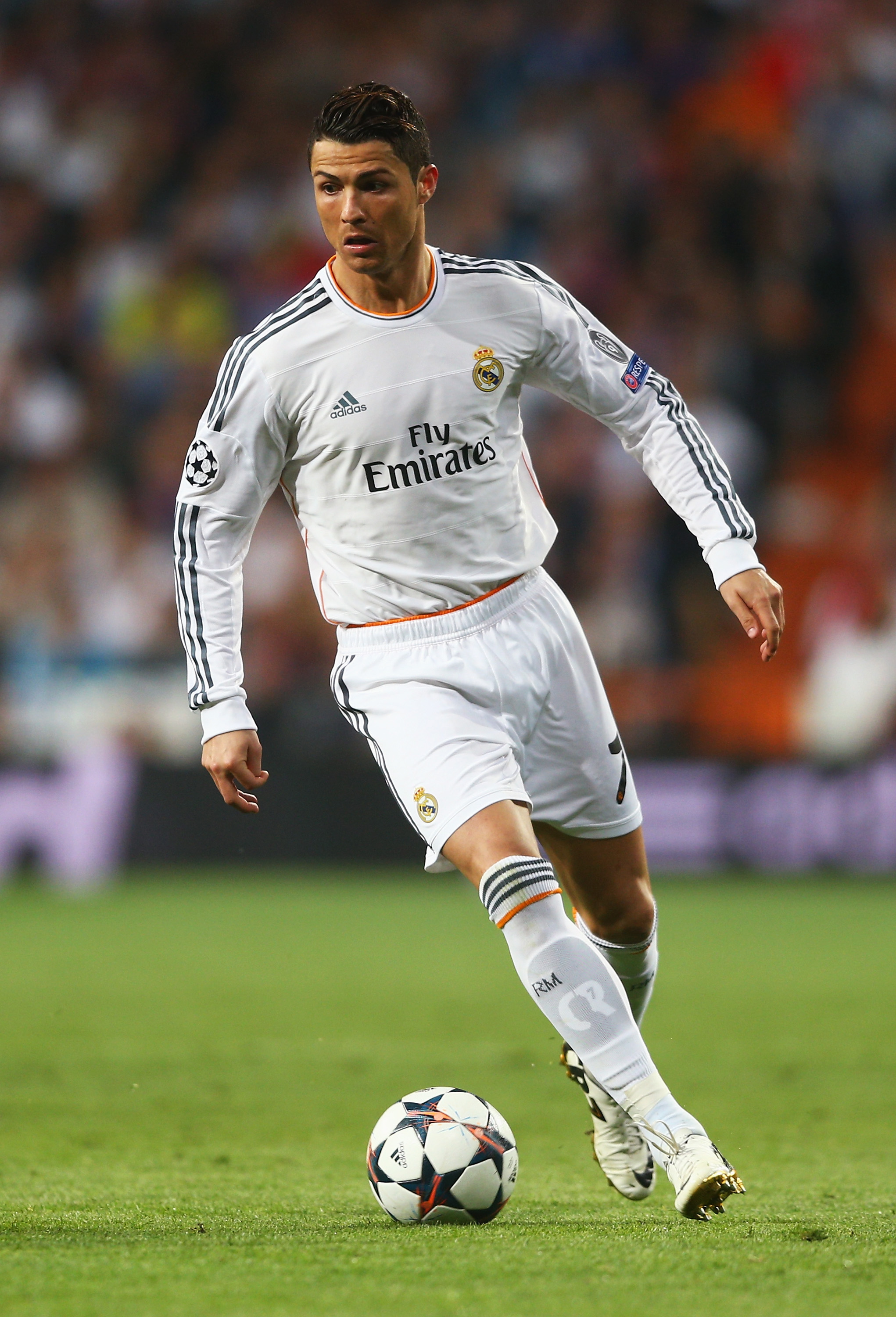 Full Hd Ronaldo Hd Wallpaper Download - 2042x3000 Wallpaper 