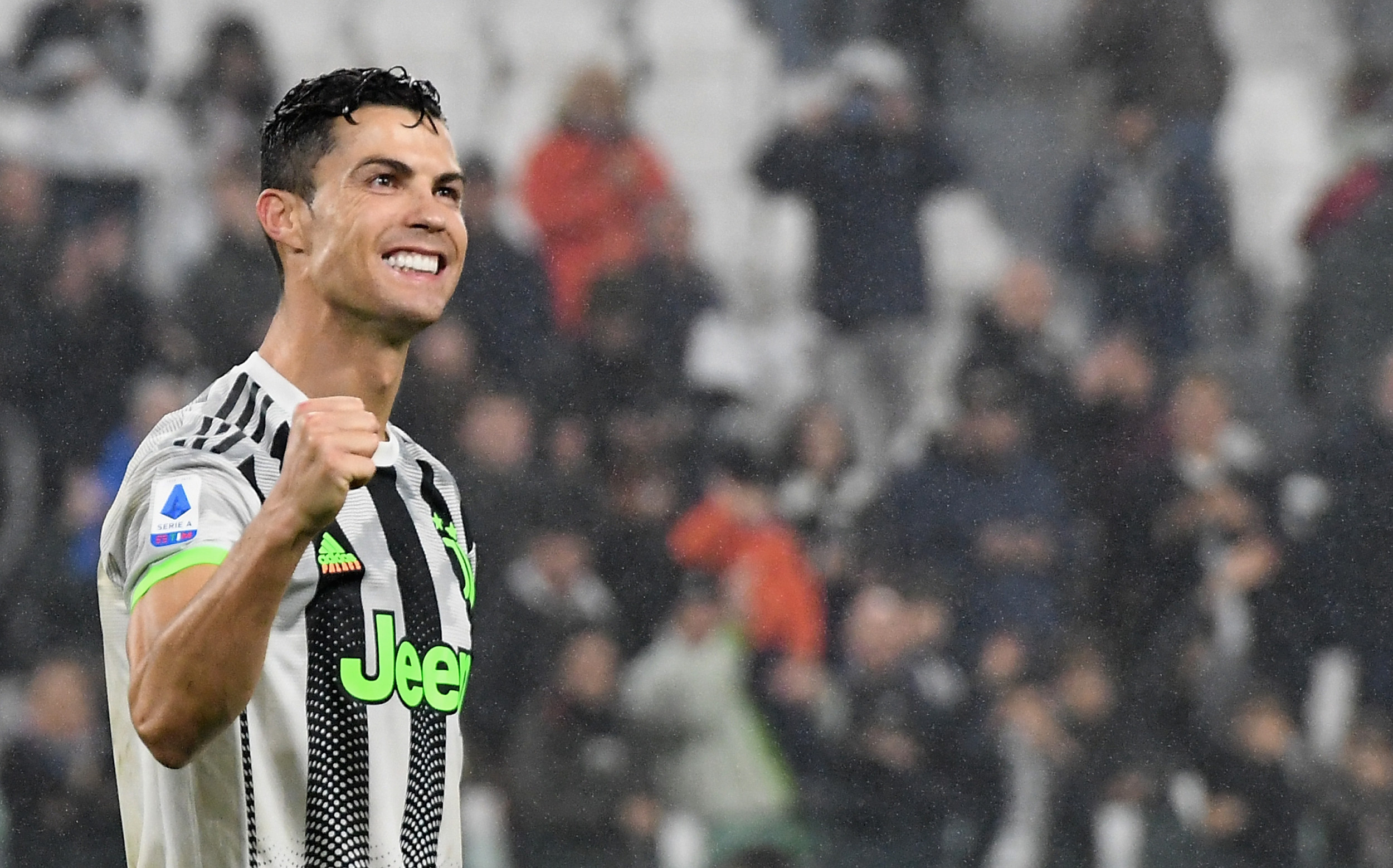 Cristiano Ronaldo, Juventus - Ronaldo Juventus Genoa 2 1 - HD Wallpaper 