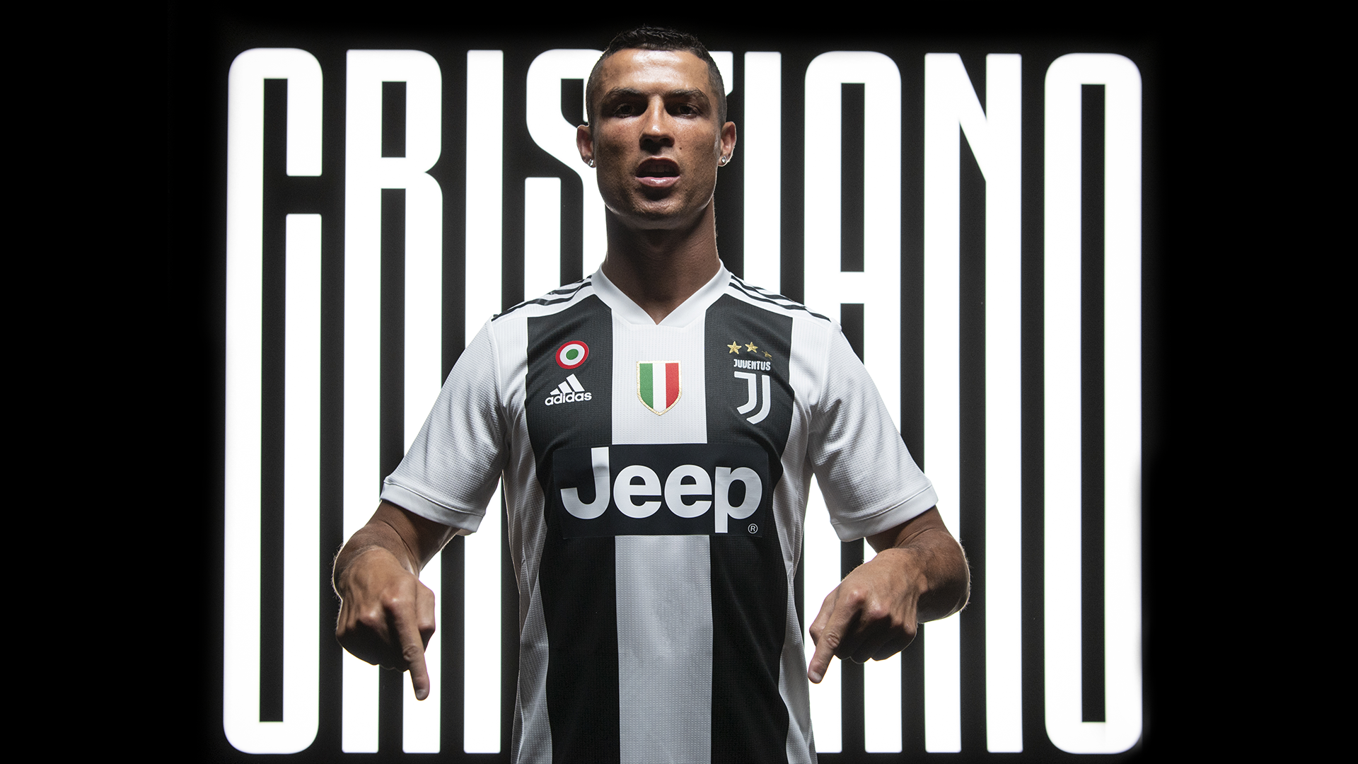Ronaldo Juventus Poster - HD Wallpaper 