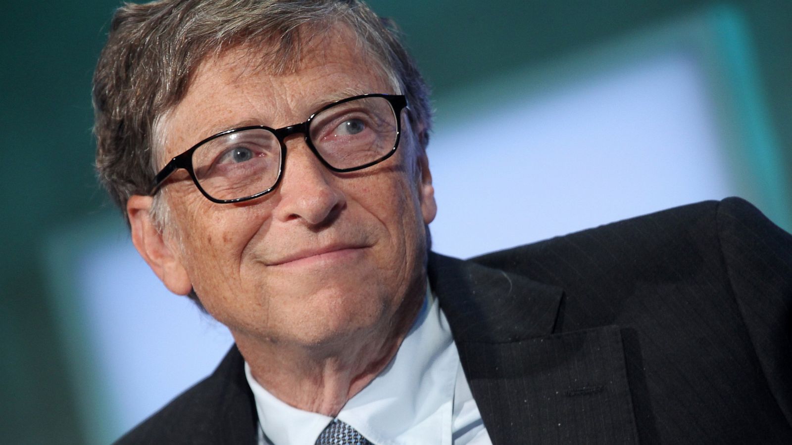 Bill Gates Tax Robots - HD Wallpaper 