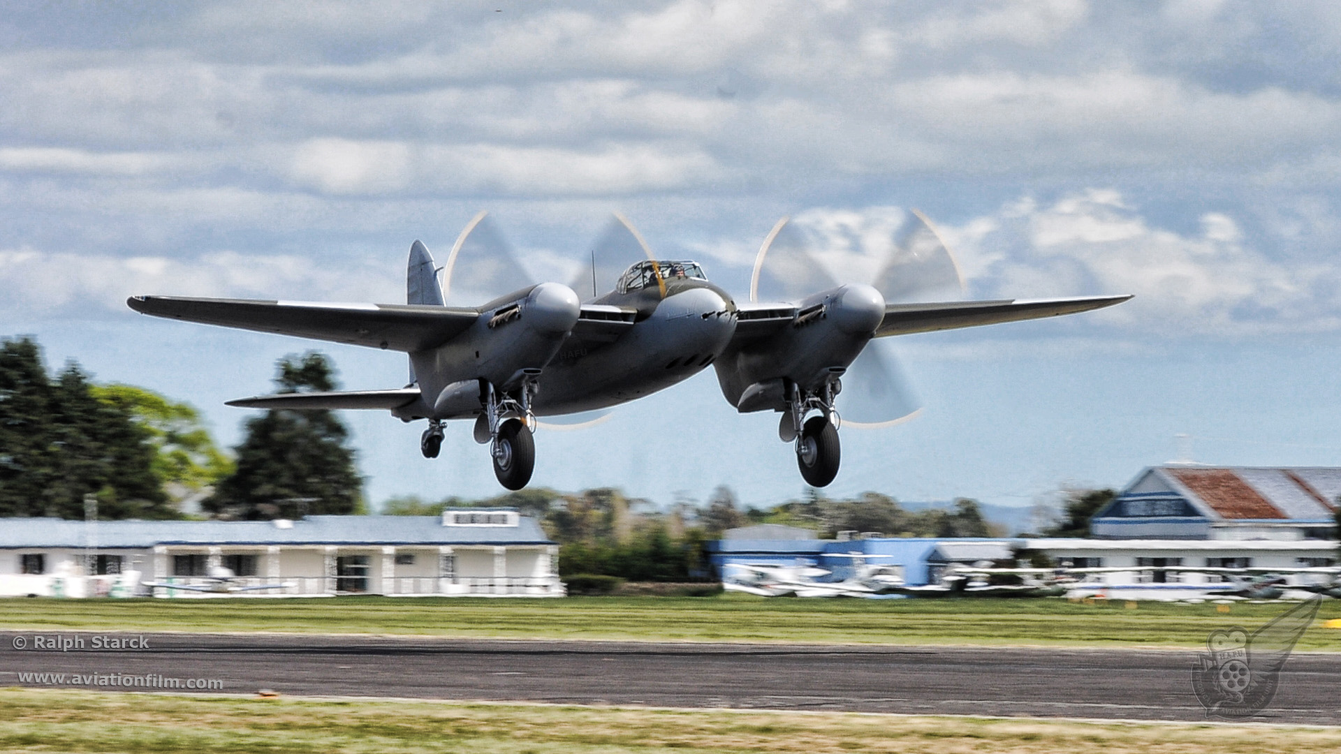 Mosquito - De Havilland Mosquito - HD Wallpaper 
