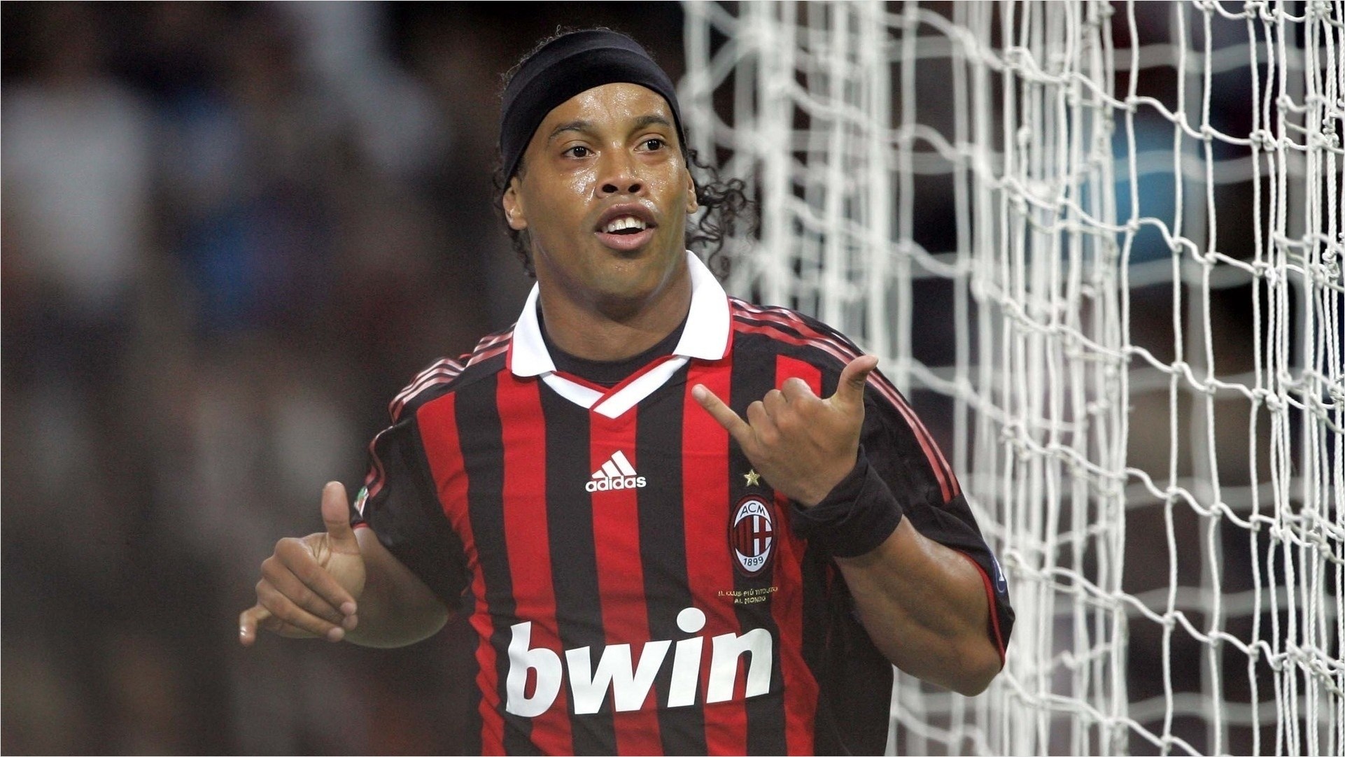 Ronaldinho Ac Milan Hd - HD Wallpaper 