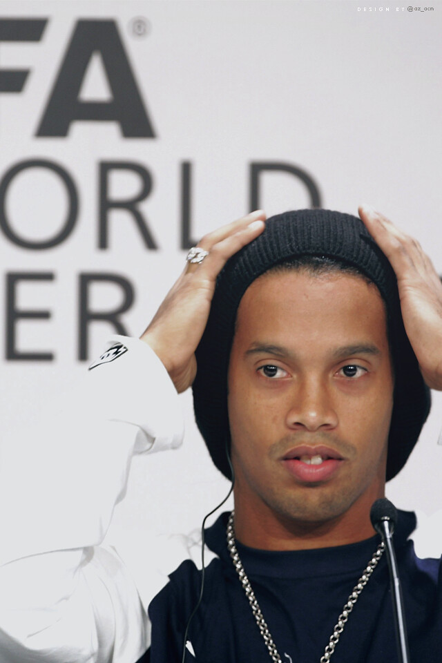 Ronaldinho - HD Wallpaper 