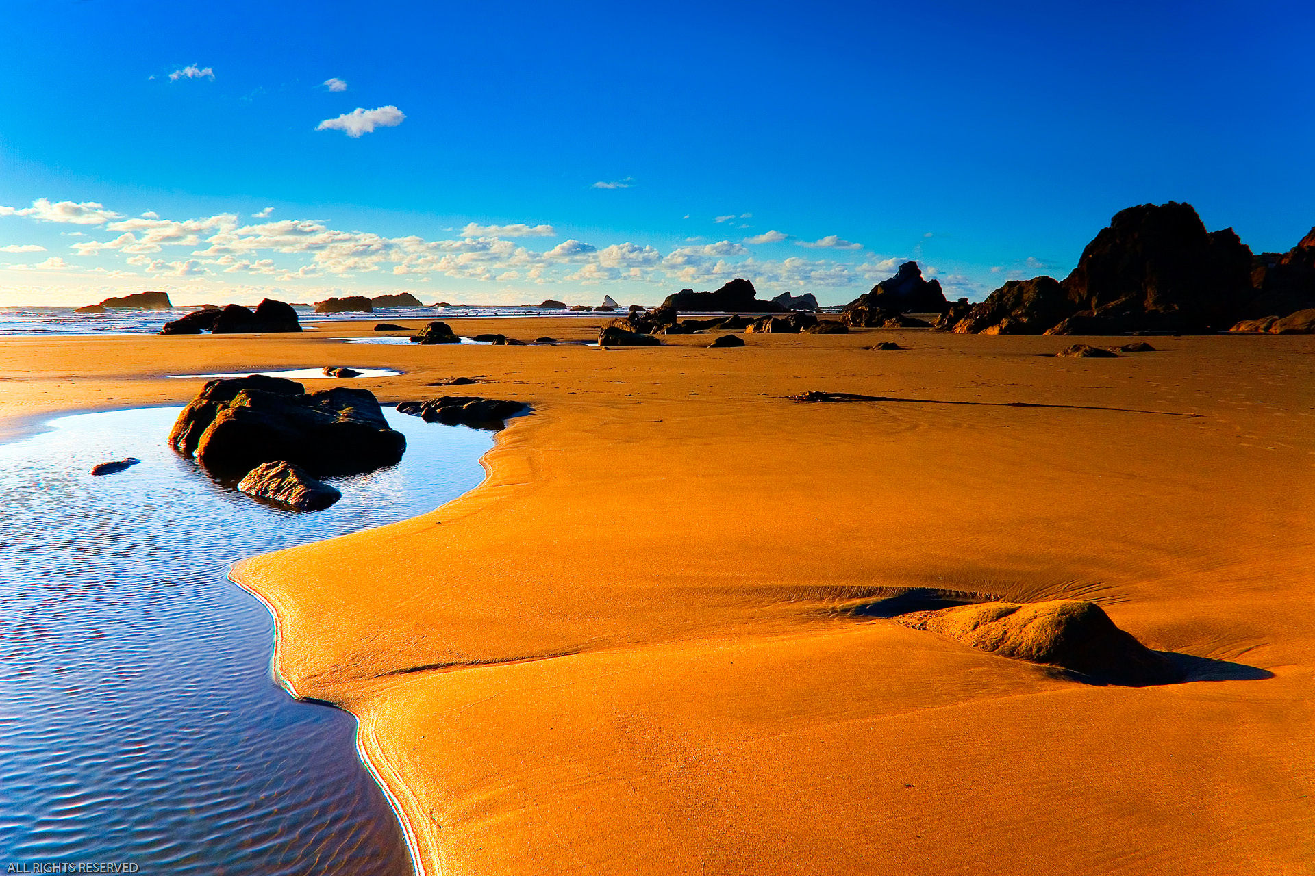 Hd Vista Wallpaper - Beaches With Orange Sand - HD Wallpaper 