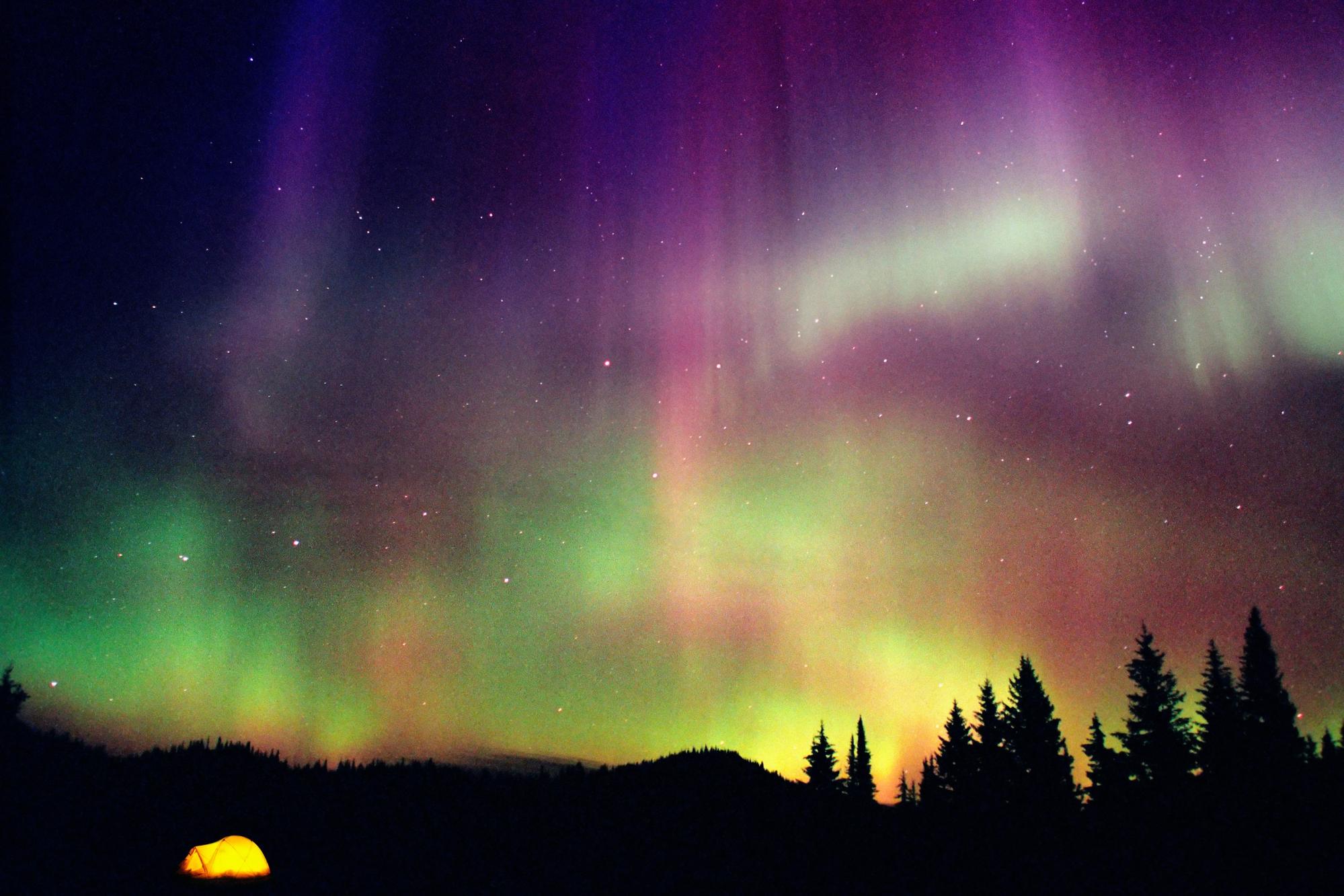 Aurora Borealis - HD Wallpaper 