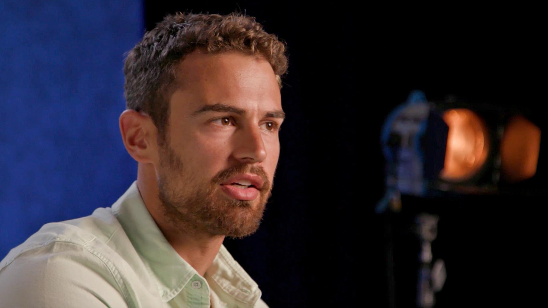 Theo James Sidney Parker - HD Wallpaper 