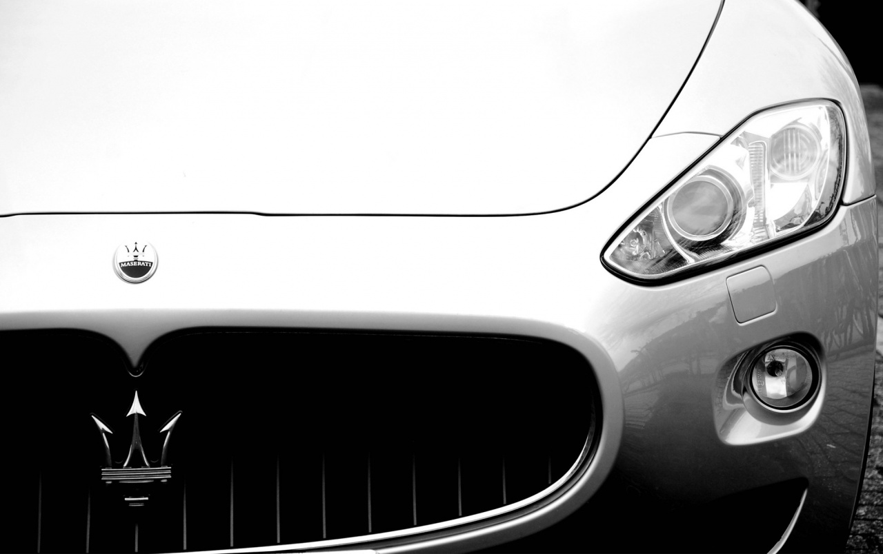 Maserati Grill Section Wallpapers - Maserati De Fondos De Pantalla