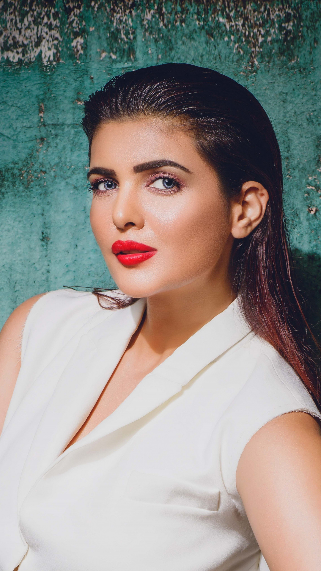 Ihana Dhillon, Hate Story 4, Actress, Bollywood, 2018, - HD Wallpaper 
