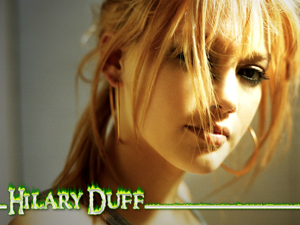 Hilary Duff Phptoshoop Metamorphpsis - HD Wallpaper 