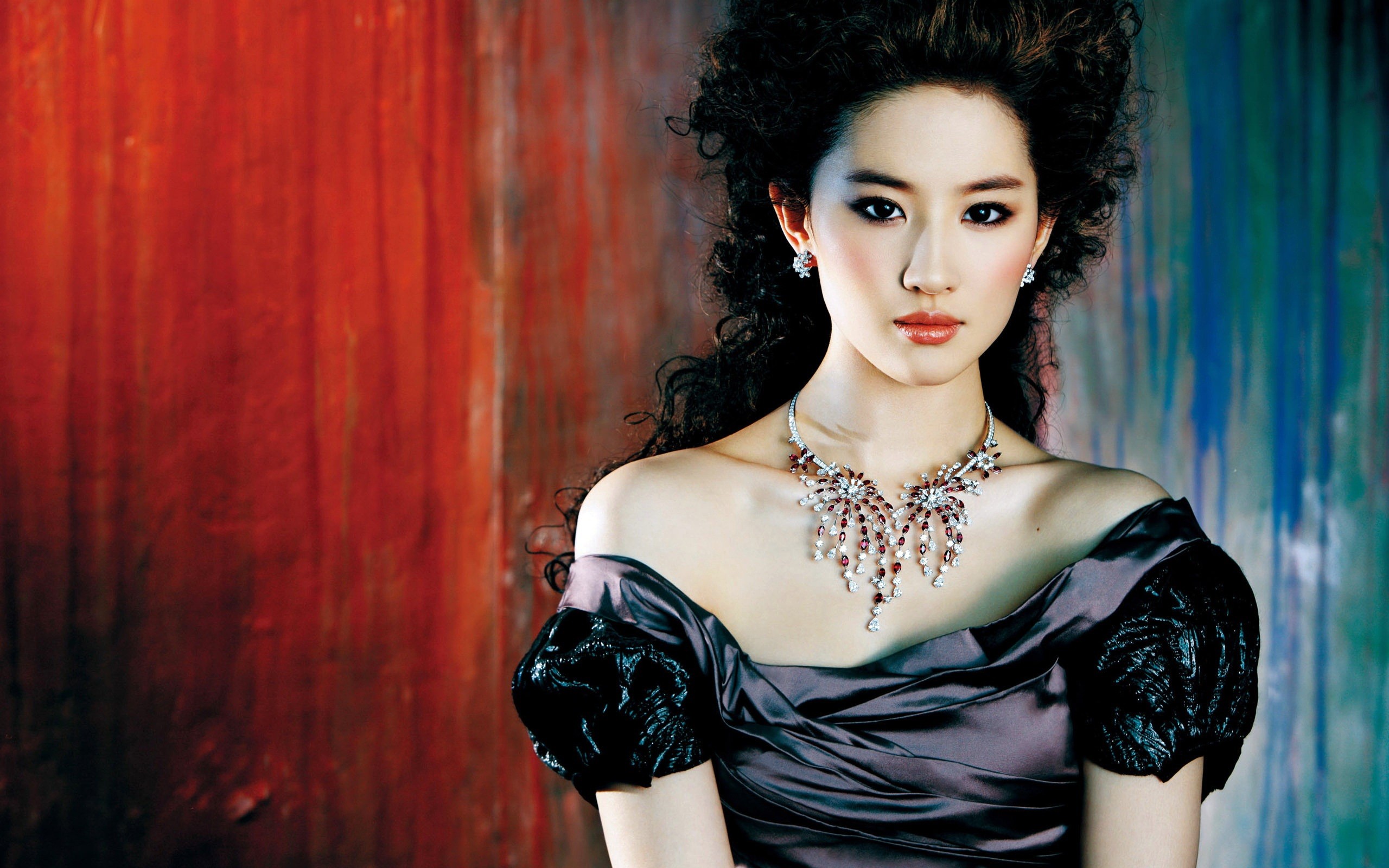 Black Dress Makeup Asian - HD Wallpaper 