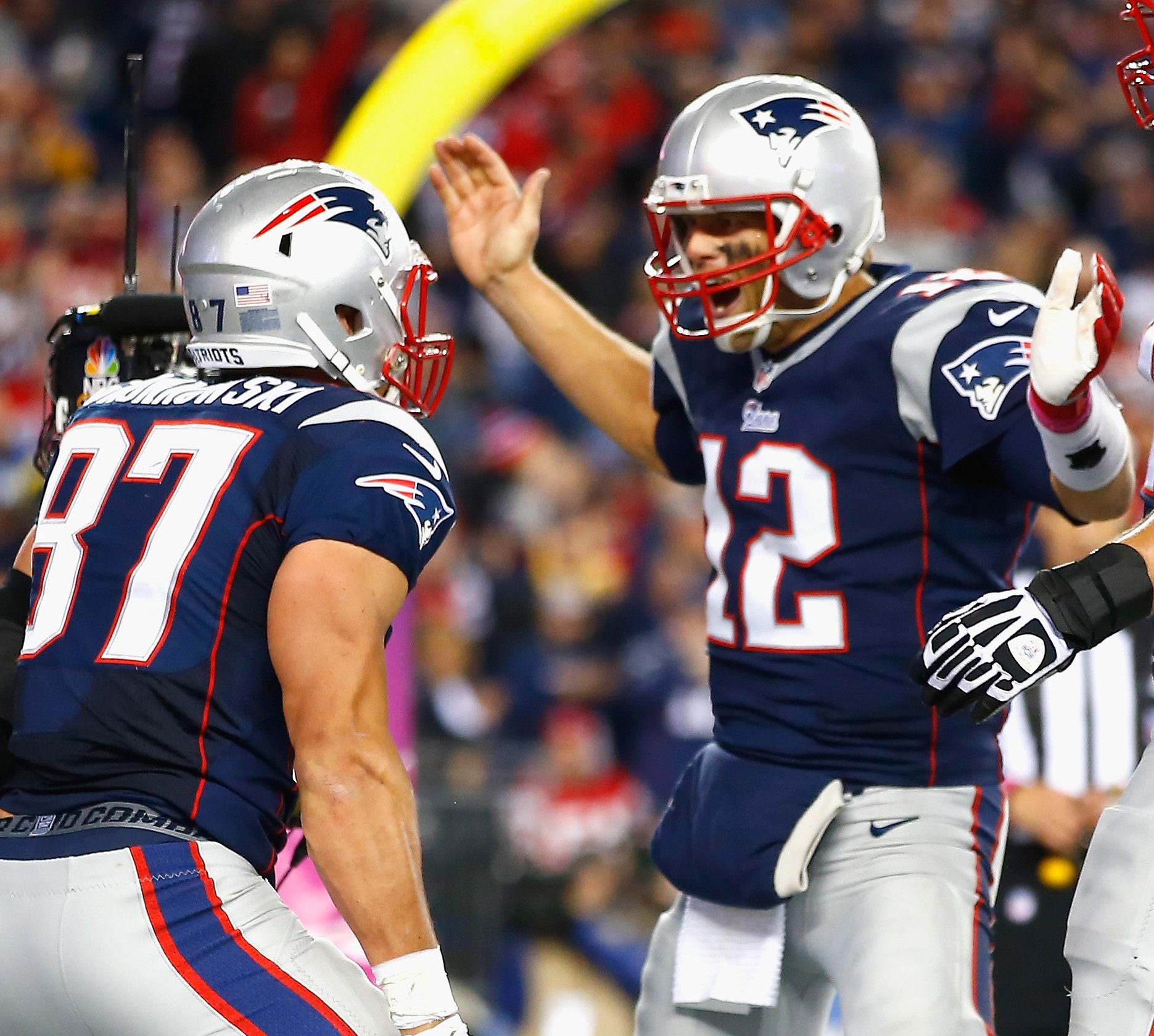 New England Patriots Brady And Gronk - HD Wallpaper 