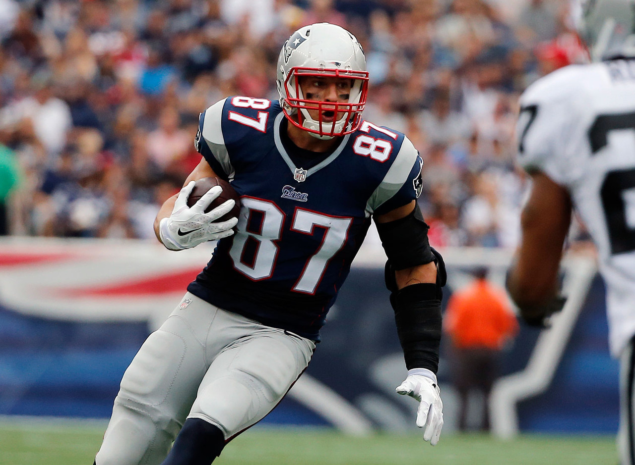 Rob Gronkowski Te New England Patriots Pg Pic Hwb18601 - New England Patriots Action Shots - HD Wallpaper 