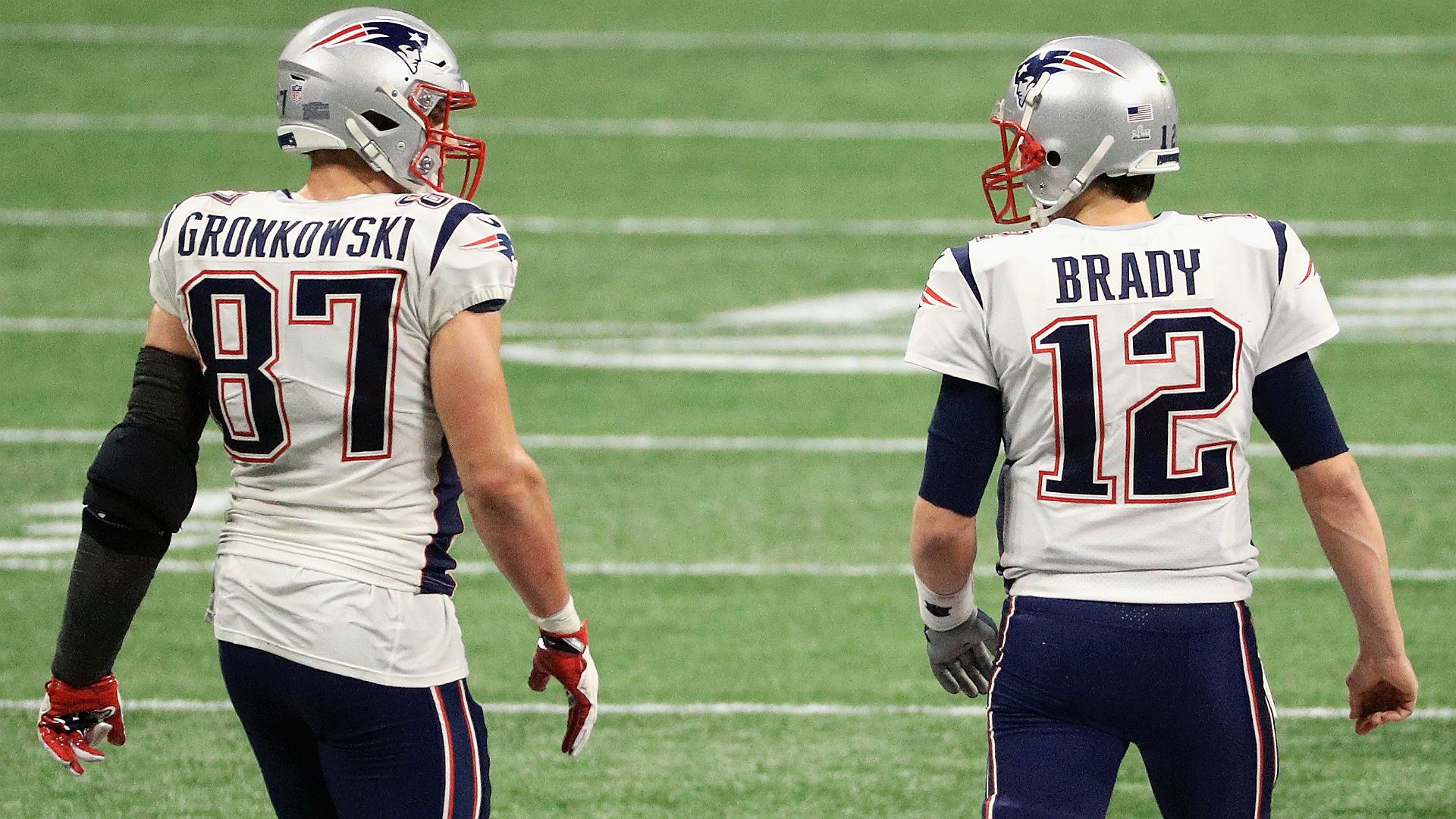 Gronkowski The Goat Brady Reacts To Patriots Star&apos - Rob Gronkowski Tom Brady Super Bowl - HD Wallpaper 