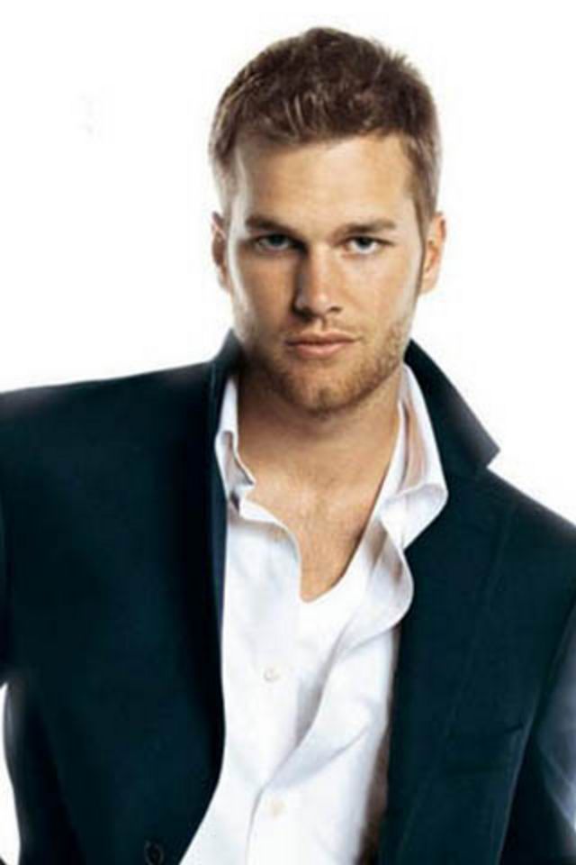 Tom Brady Wallpaper - Tom Brady Good Looking - HD Wallpaper 