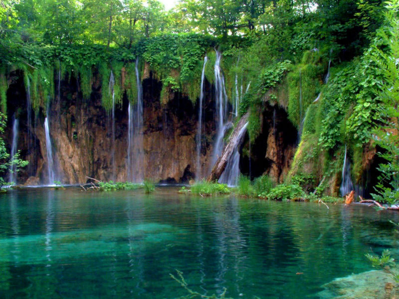 Natuur Wallpaper - Zaouia Had Oued Ifrane - HD Wallpaper 