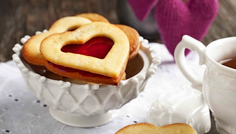 Sweet, Heart, Cup, Dessert, Tea, Food, Biscuits Desktop - Пирожное Сердечки К Чаю - HD Wallpaper 