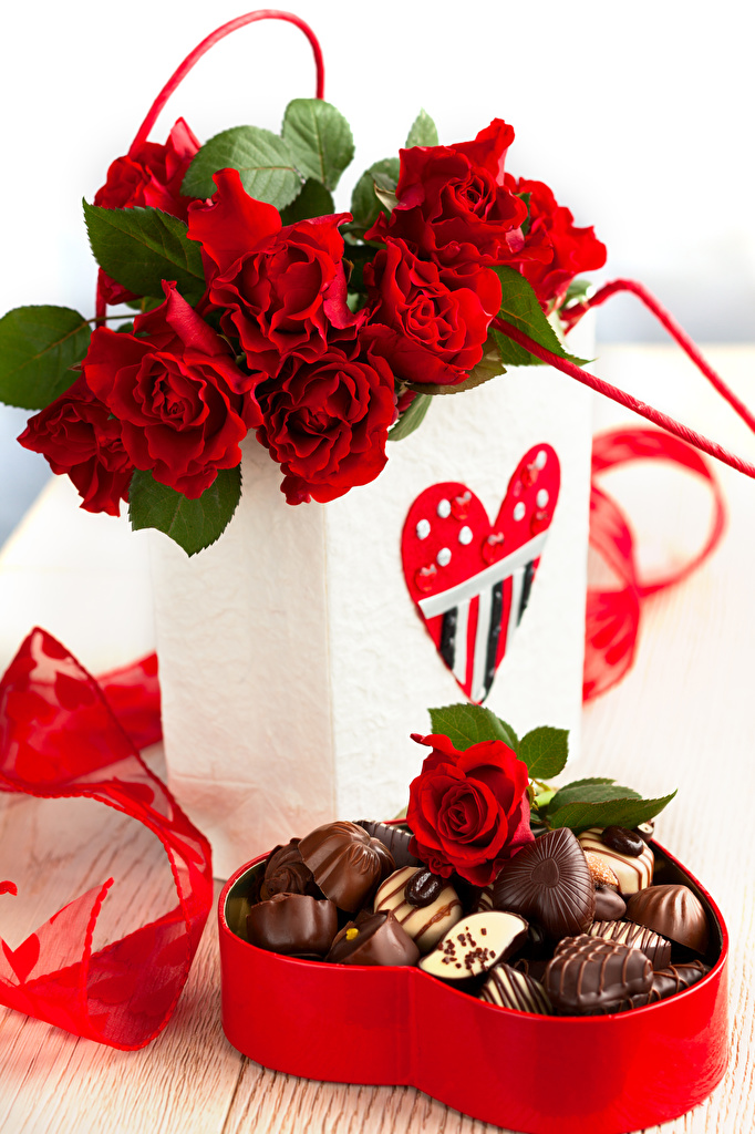 Flowers And Chocolate Gift - 682x1024 Wallpaper 