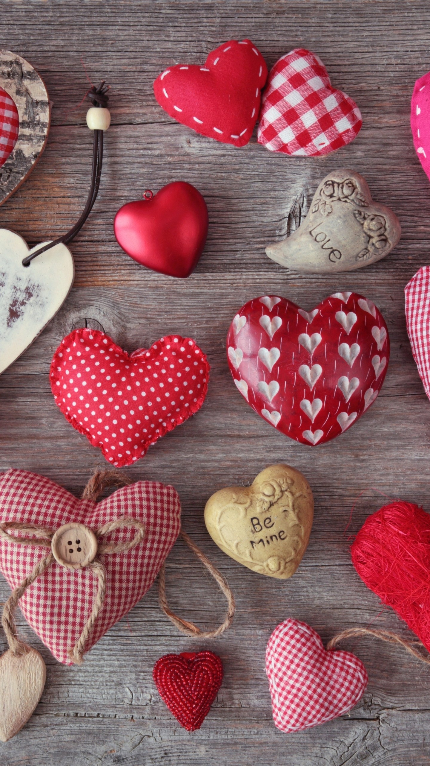 Wallpaper Heart, Hearts, Cushions, Fabric, Red, Pink, - Iphone Heart - HD Wallpaper 