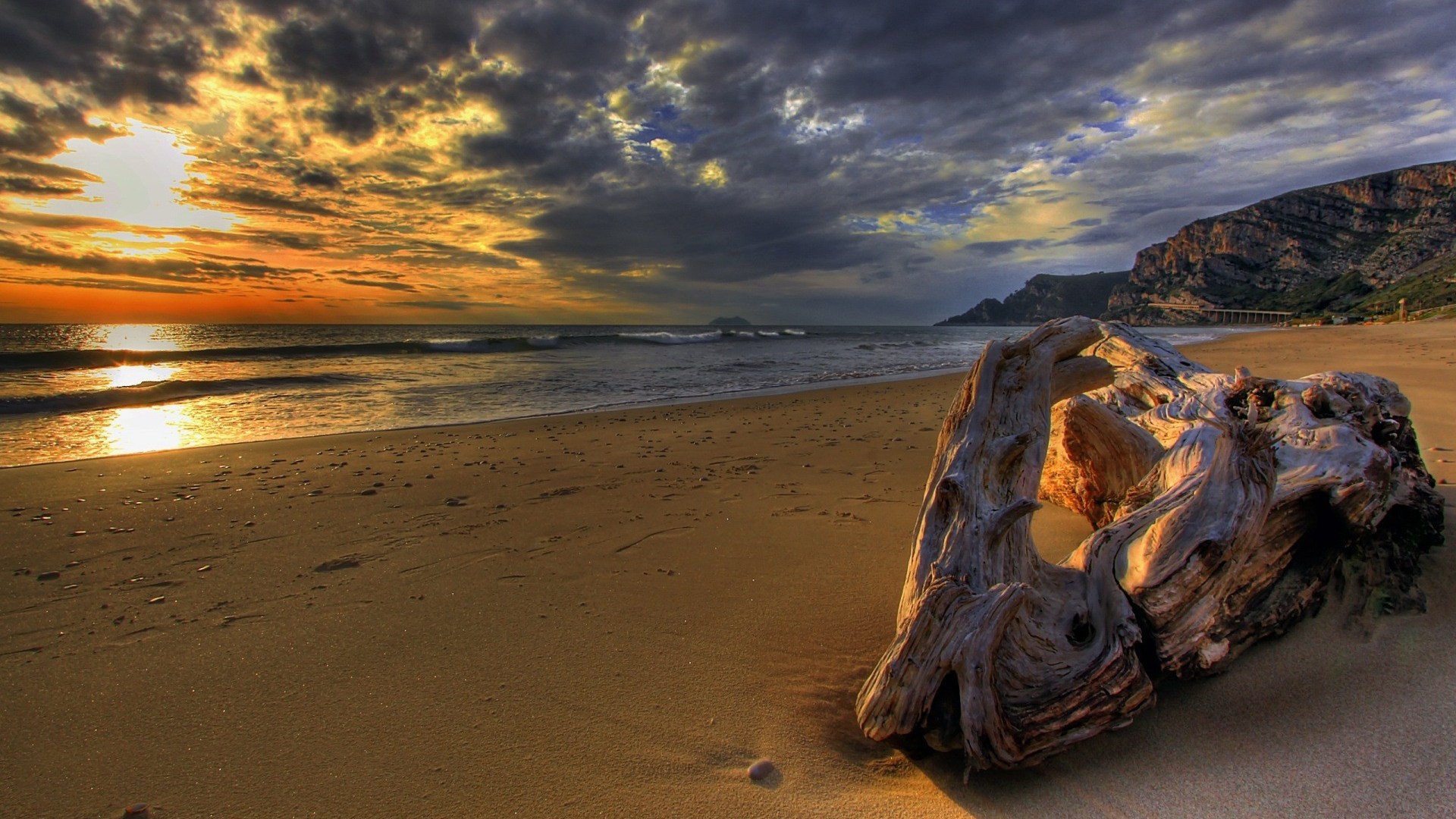 Driftwood Beach Sunset - HD Wallpaper 