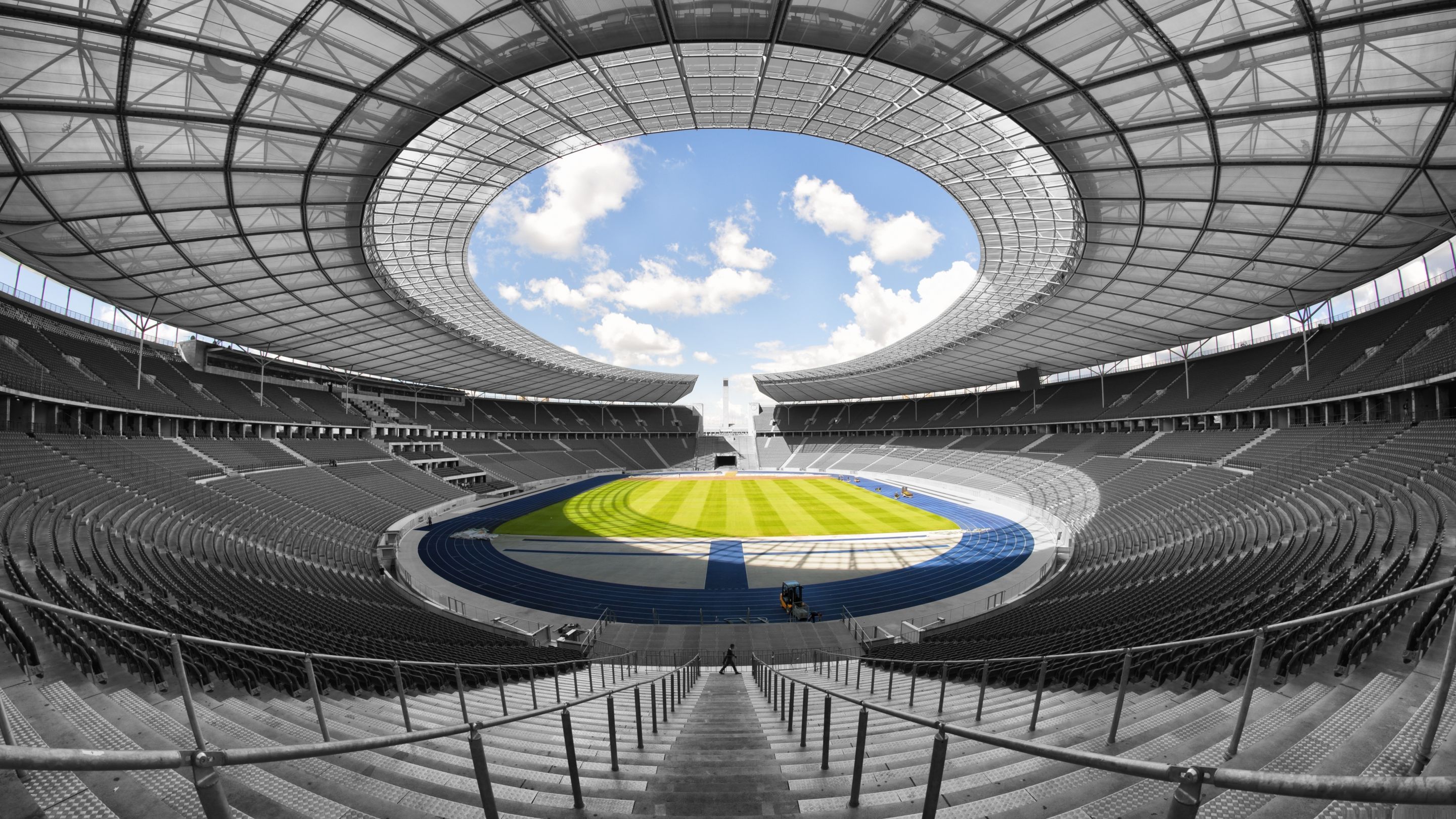 Olympiastadion Berlin - HD Wallpaper 