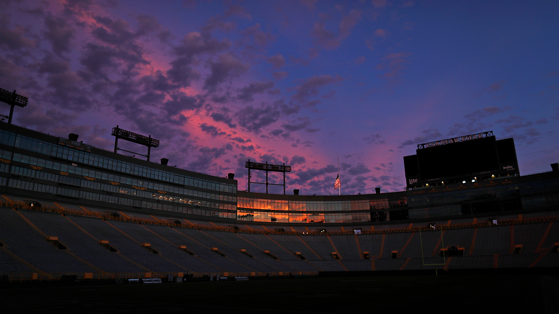 Lambeau Field Desktop - HD Wallpaper 