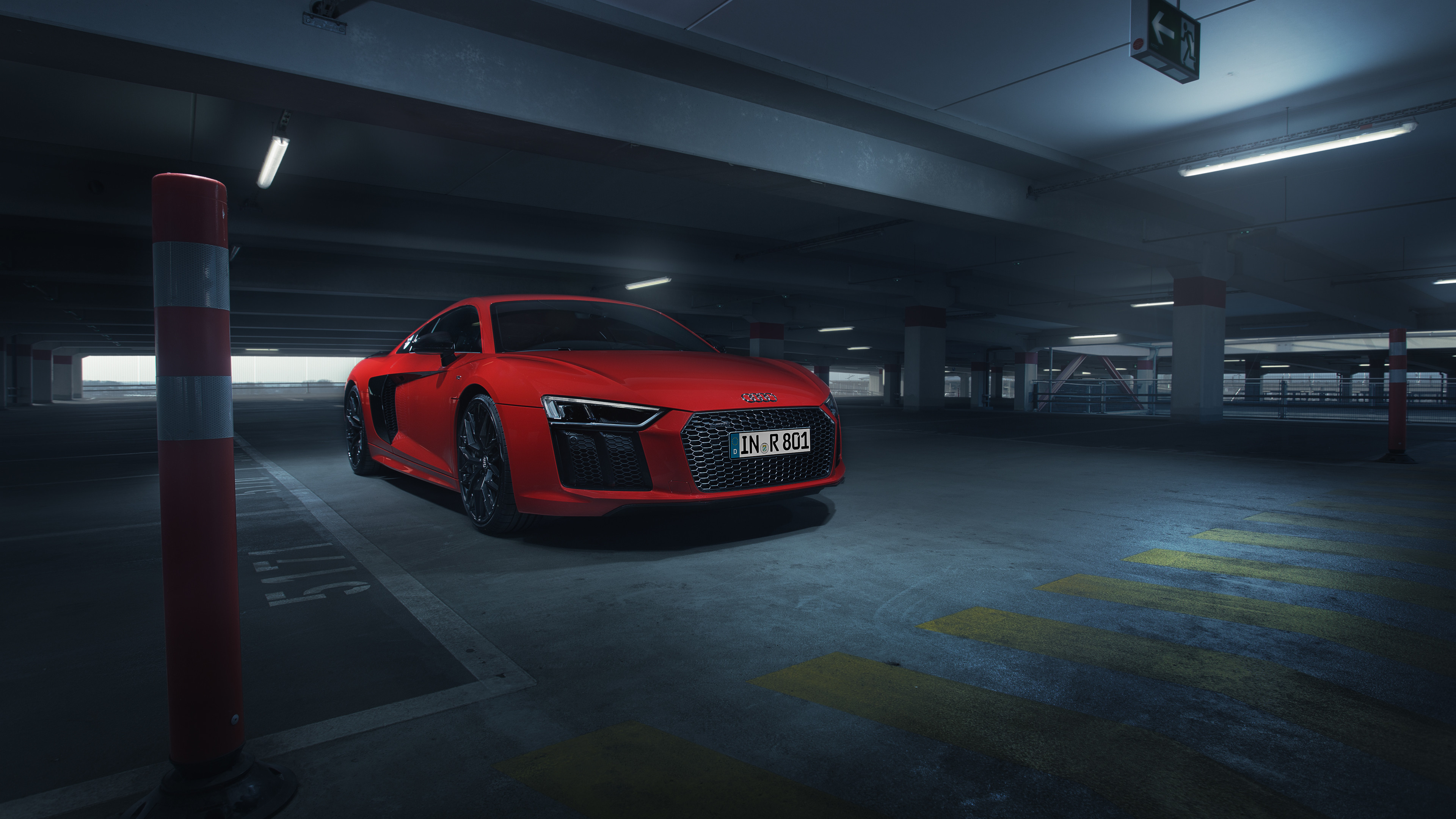 Audi R8 - HD Wallpaper 