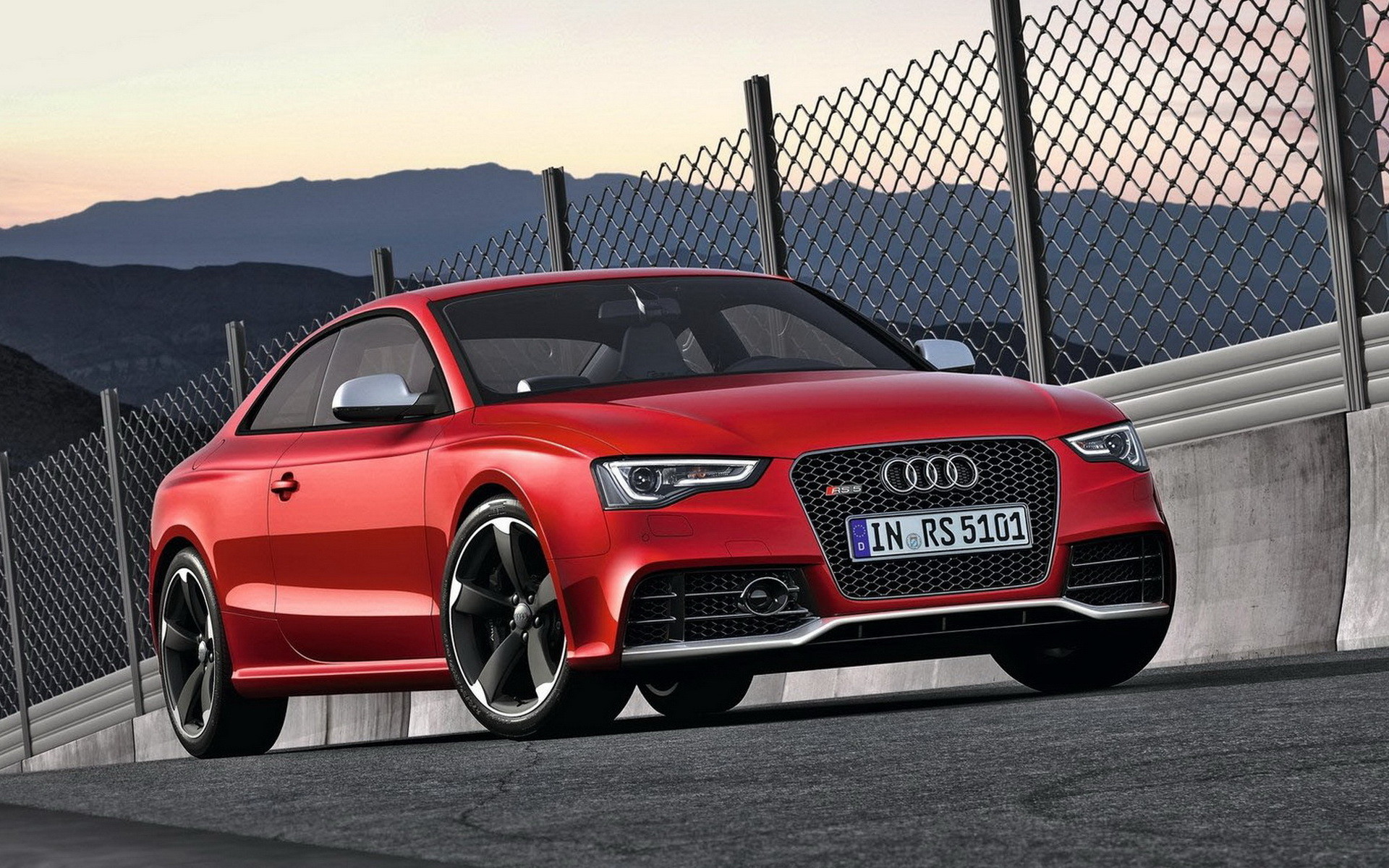 Audi Rs5 Wallpaper - HD Wallpaper 