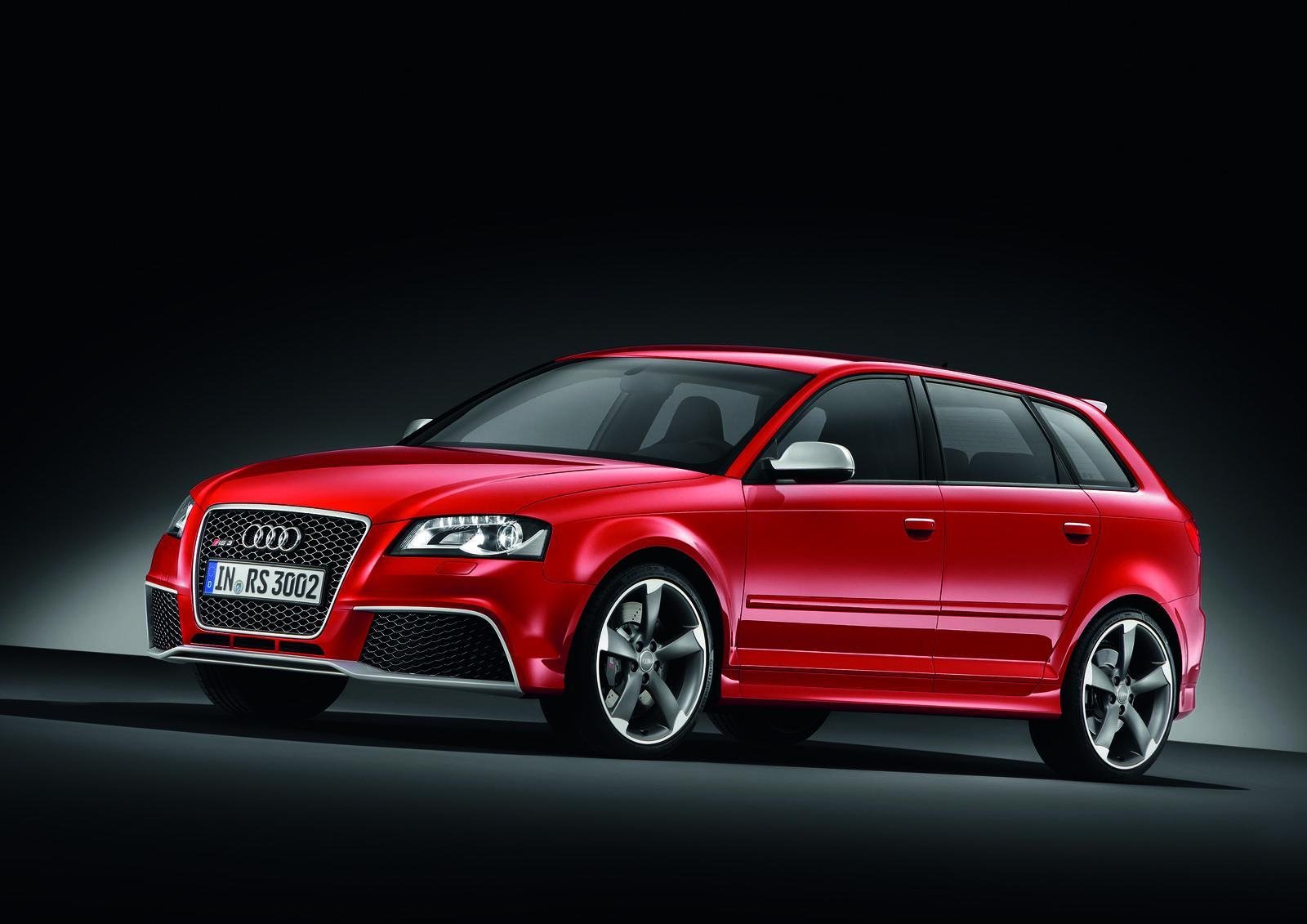 2011 Audi Rs3 - HD Wallpaper 