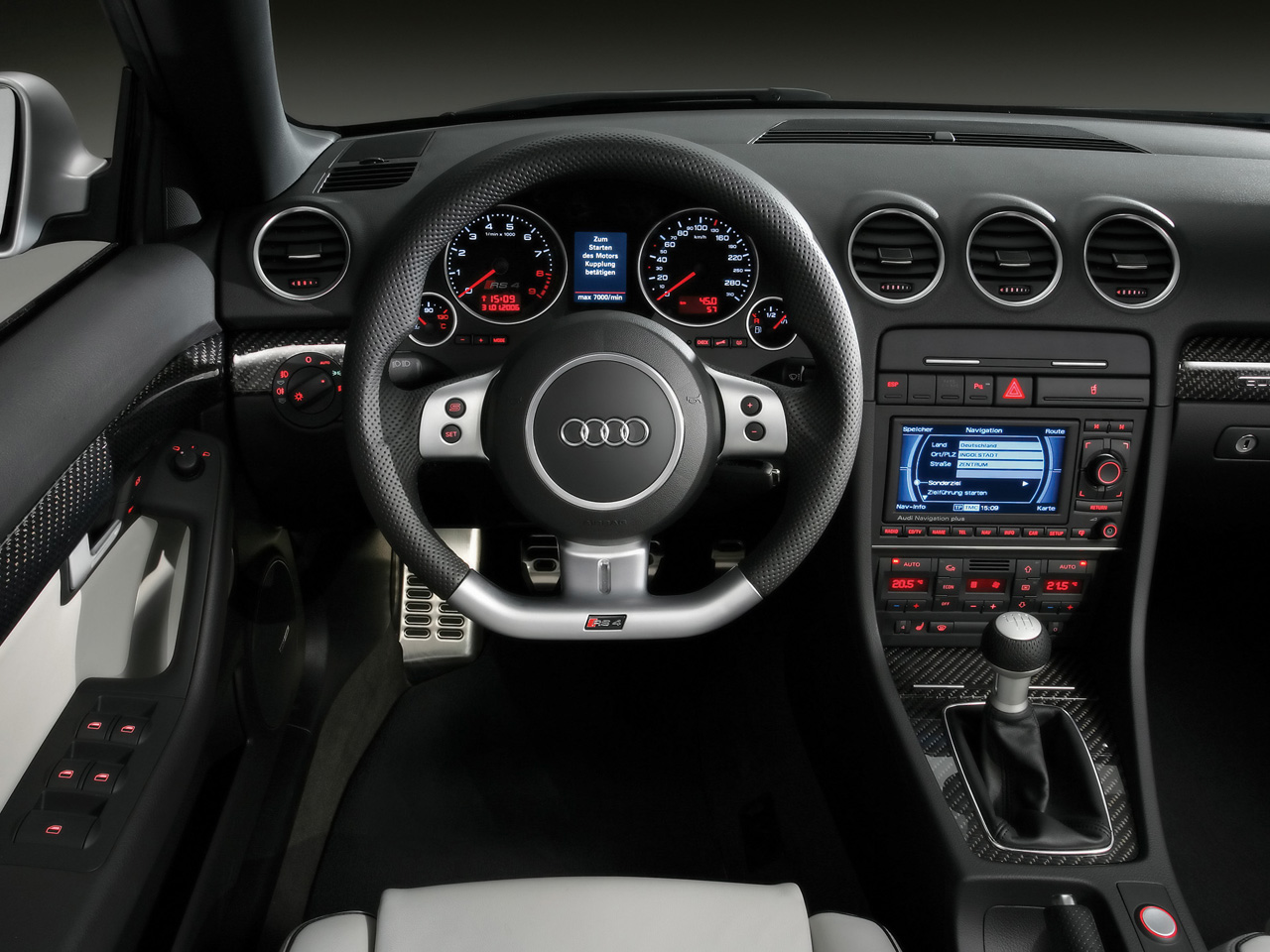 Audi Rs4 Car Wallpaper - Audi B7 Rs4 Interior - HD Wallpaper 