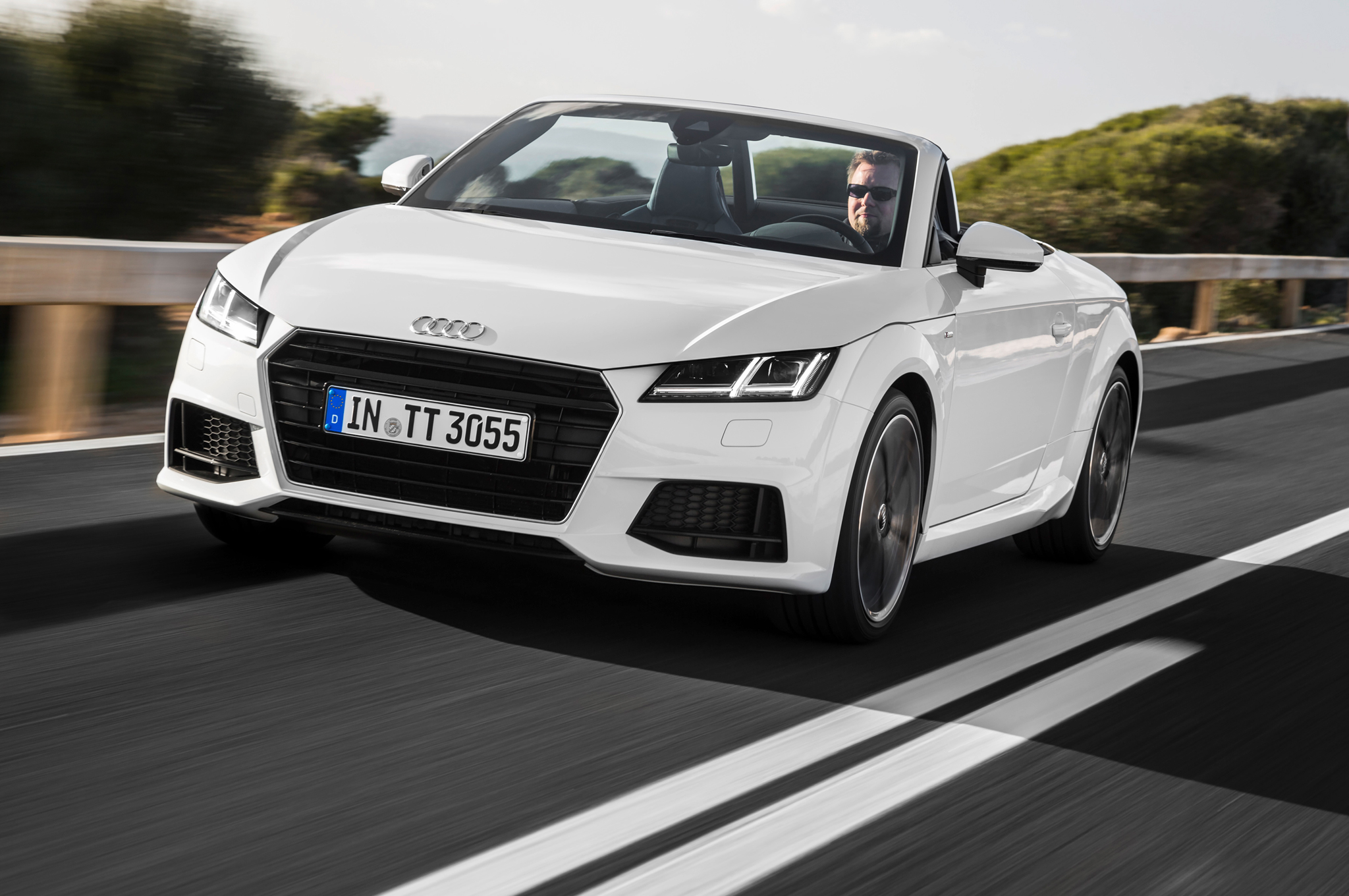 Hd Quality Wallpaper - 2017 Audi Tt Quattro Roadster - HD Wallpaper 