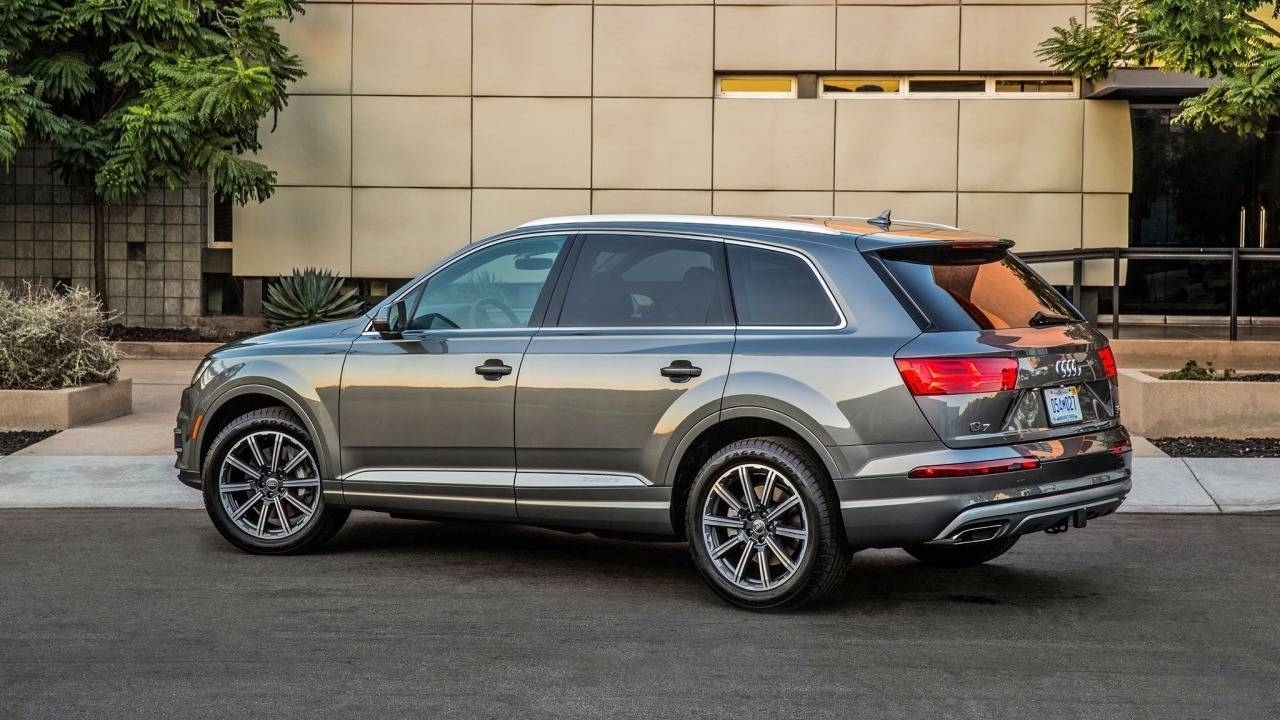 2019 Audi Q7 - Audi Q7 2017 3.0 - HD Wallpaper 