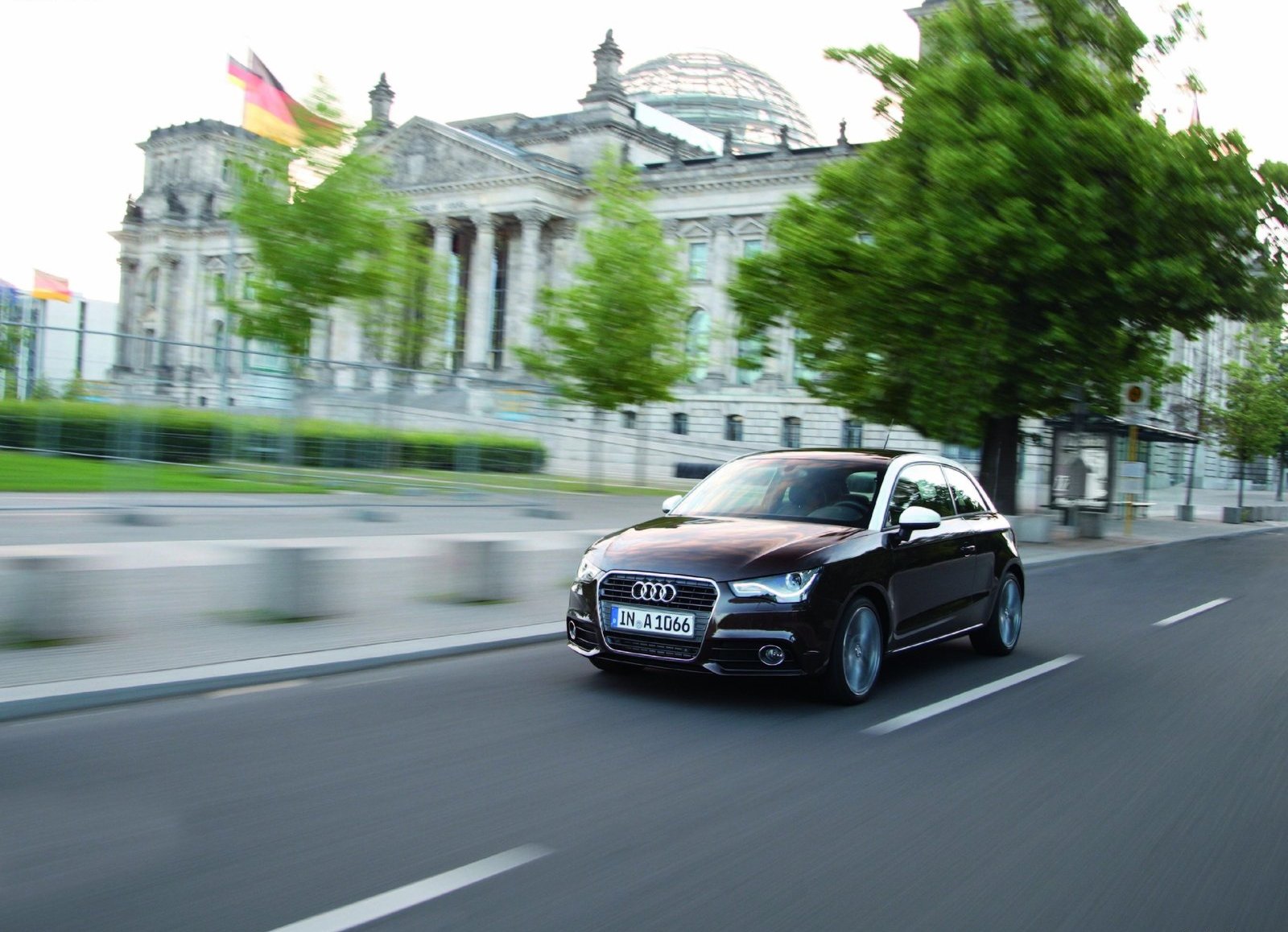 Reichstag Building - HD Wallpaper 