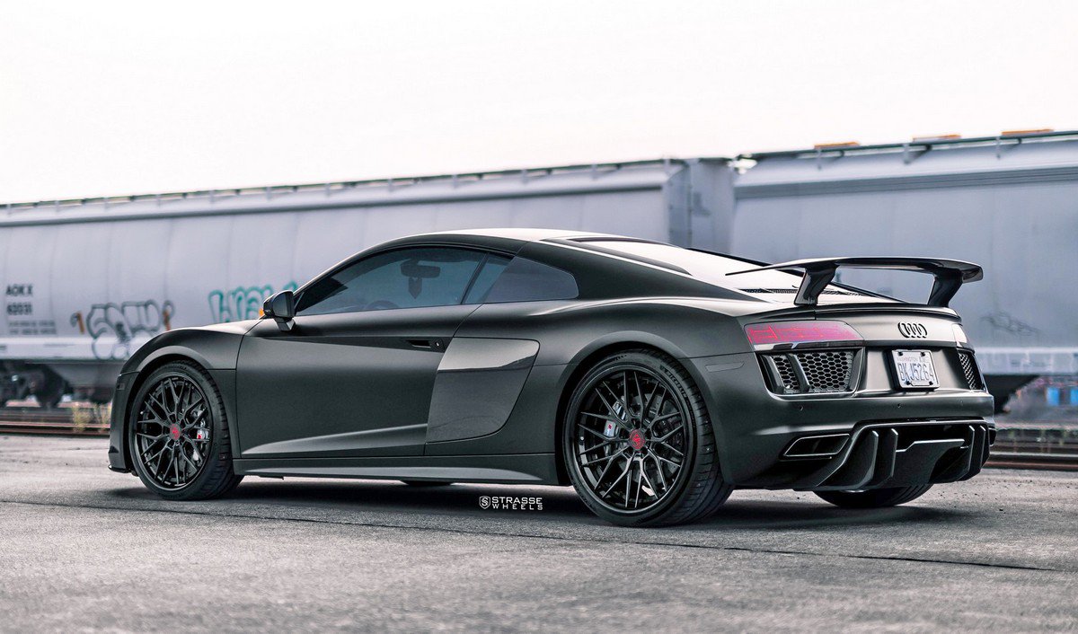 Matte Black R8 V10 Plus - HD Wallpaper 