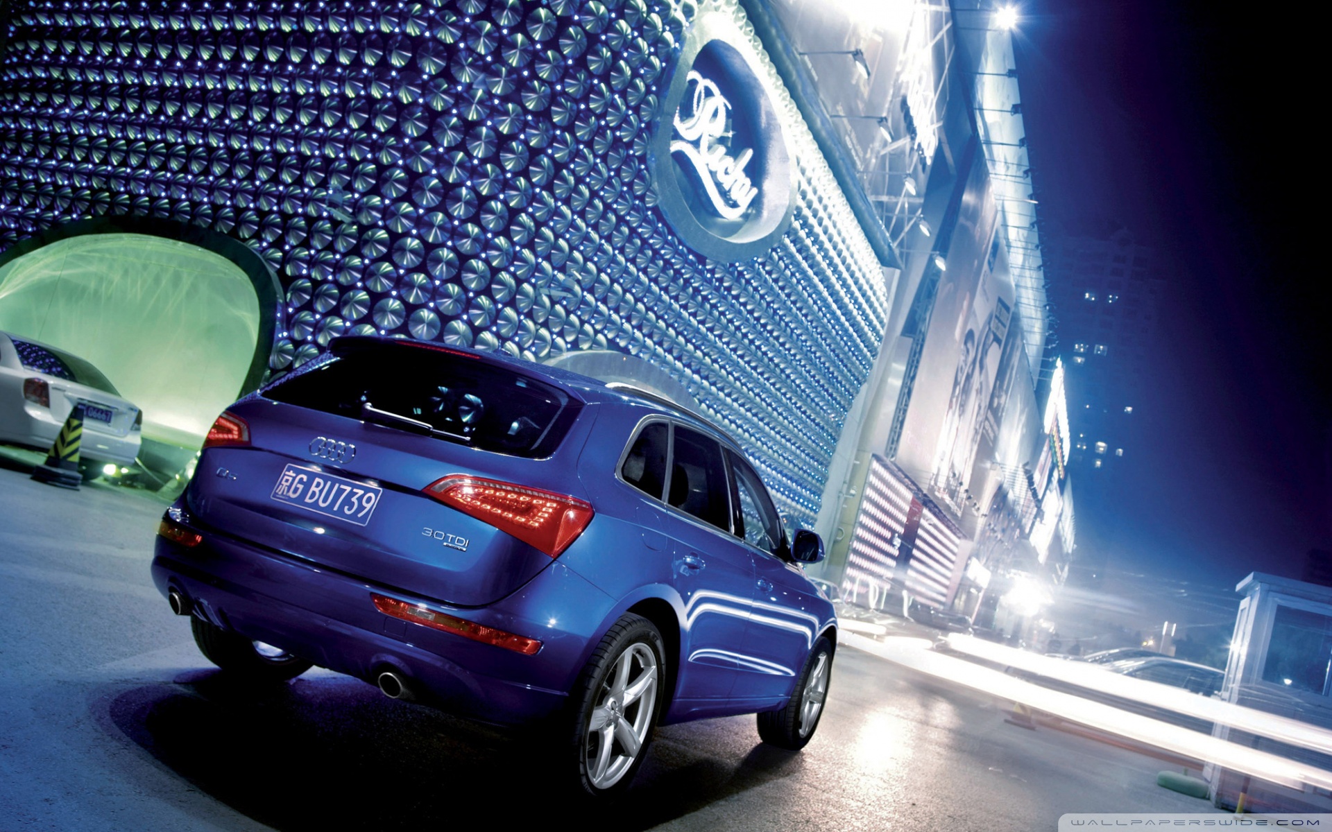 Audi Q5 - HD Wallpaper 