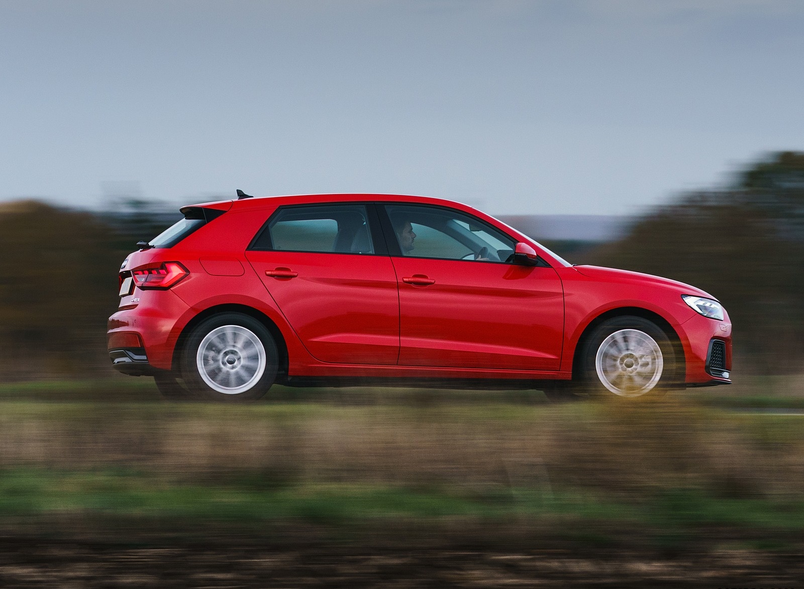 2019 Audi A1 Sportback 30 Tfsi Side Wallpapers - Hot Hatch - HD Wallpaper 