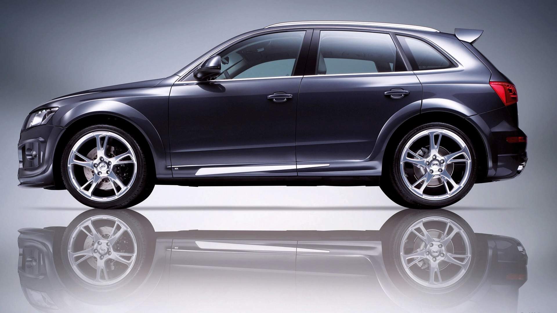 Audi Q5 Wallpaper - HD Wallpaper 