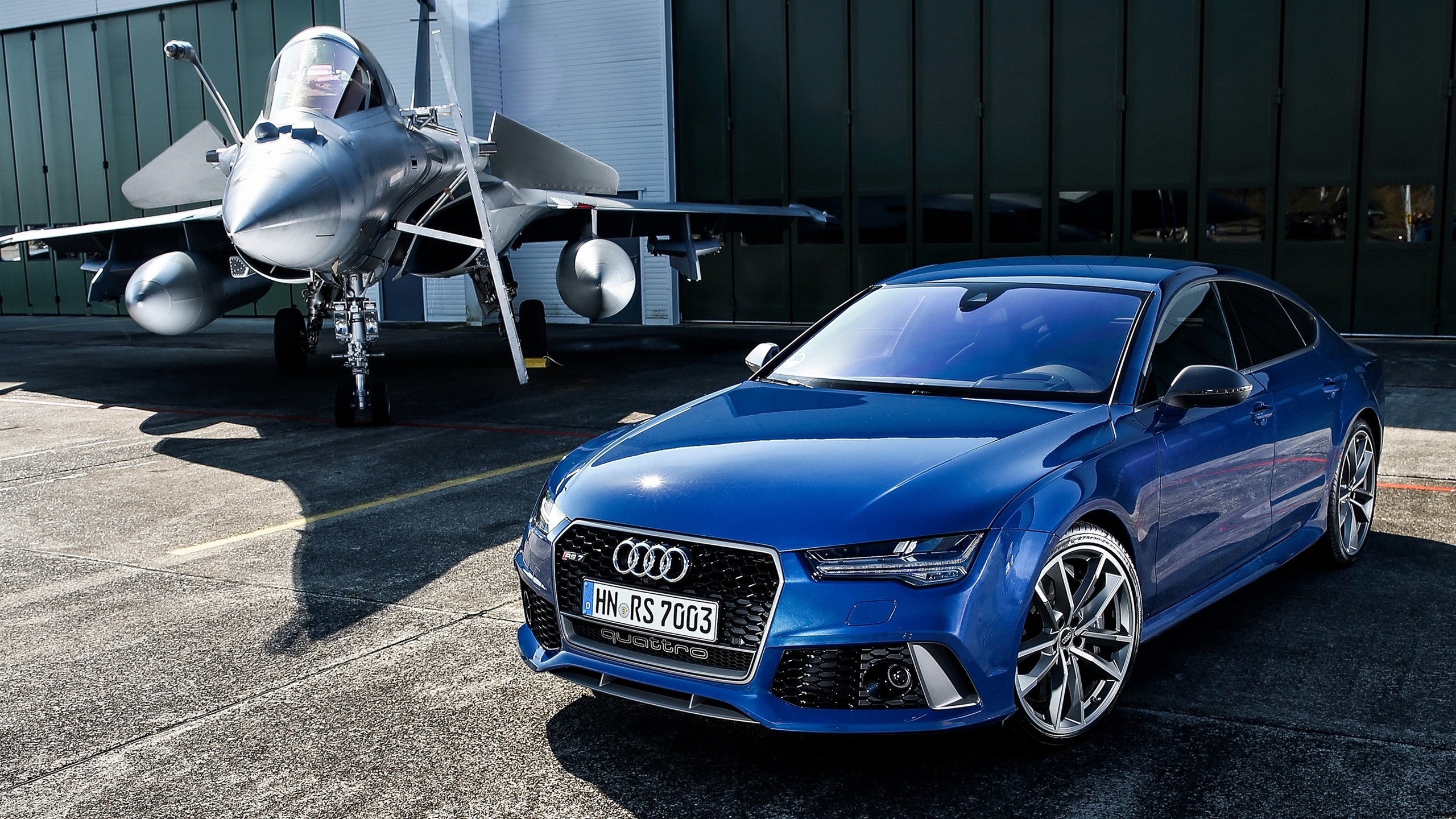 Wallpaper Audi Rs7 Sportback Blue Car And Fighter - HD Wallpaper 