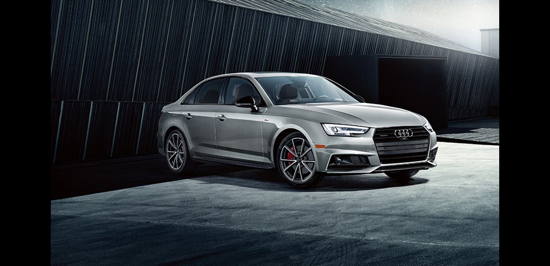 Audi A4 Vs Bmw 3 Series 2018 - HD Wallpaper 