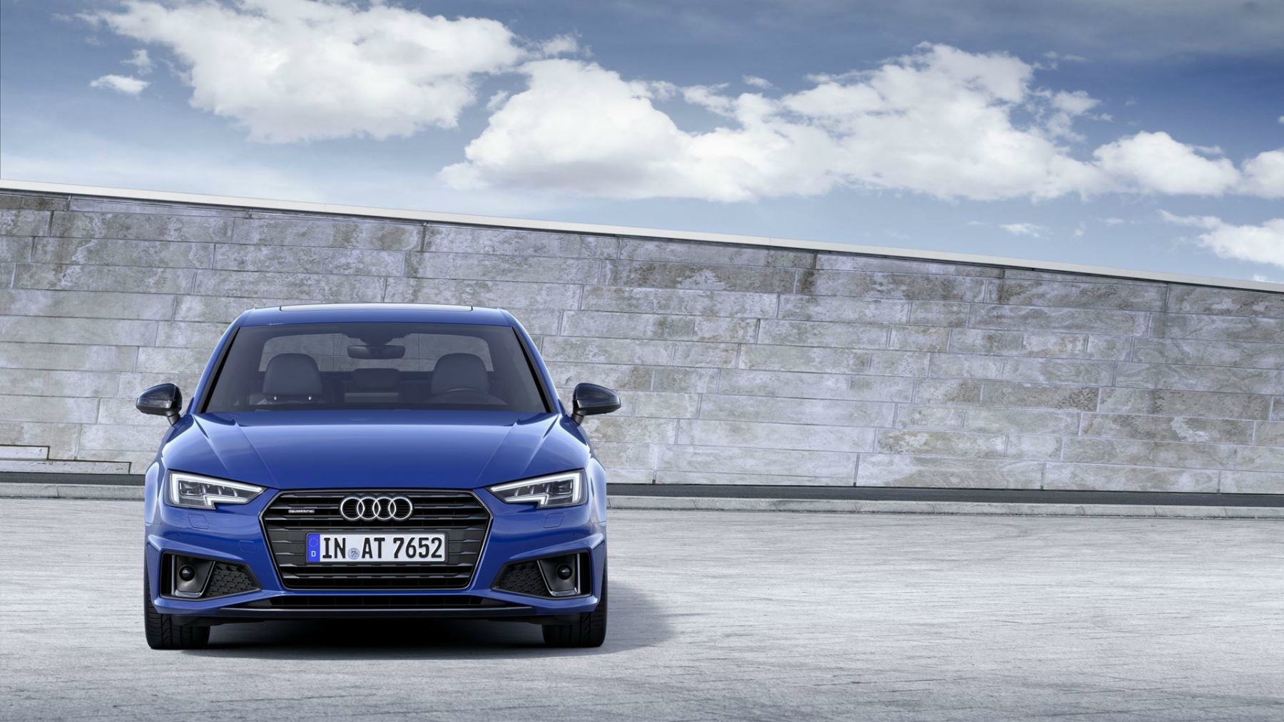 Audi A4 - Audi A4 2018 Vs 2019 - HD Wallpaper 