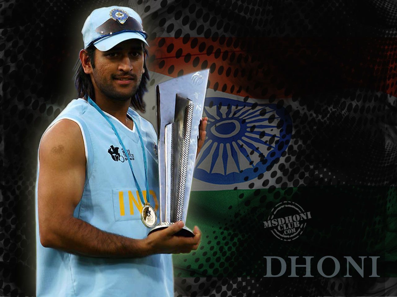 M S Dhoni Indian Cricketer Handsome Looks Hd Wallpapers - Dhoni Wallpapers World Cup - HD Wallpaper 